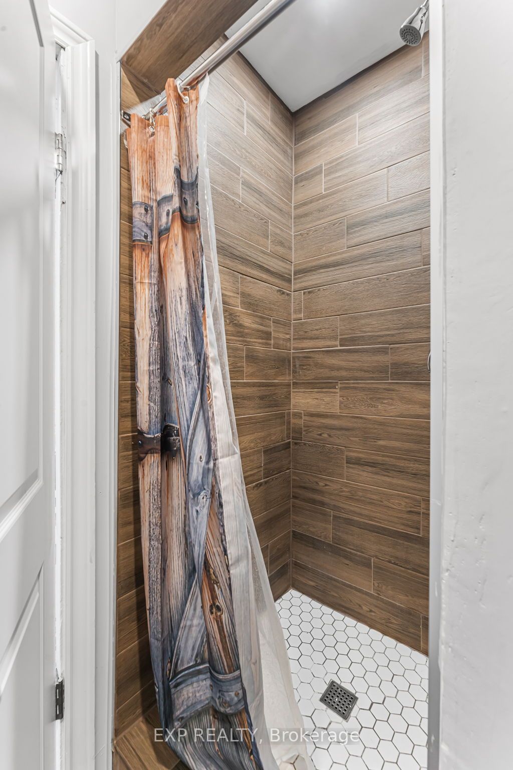 5 - 7 Broadway Avenue Property Photo 14