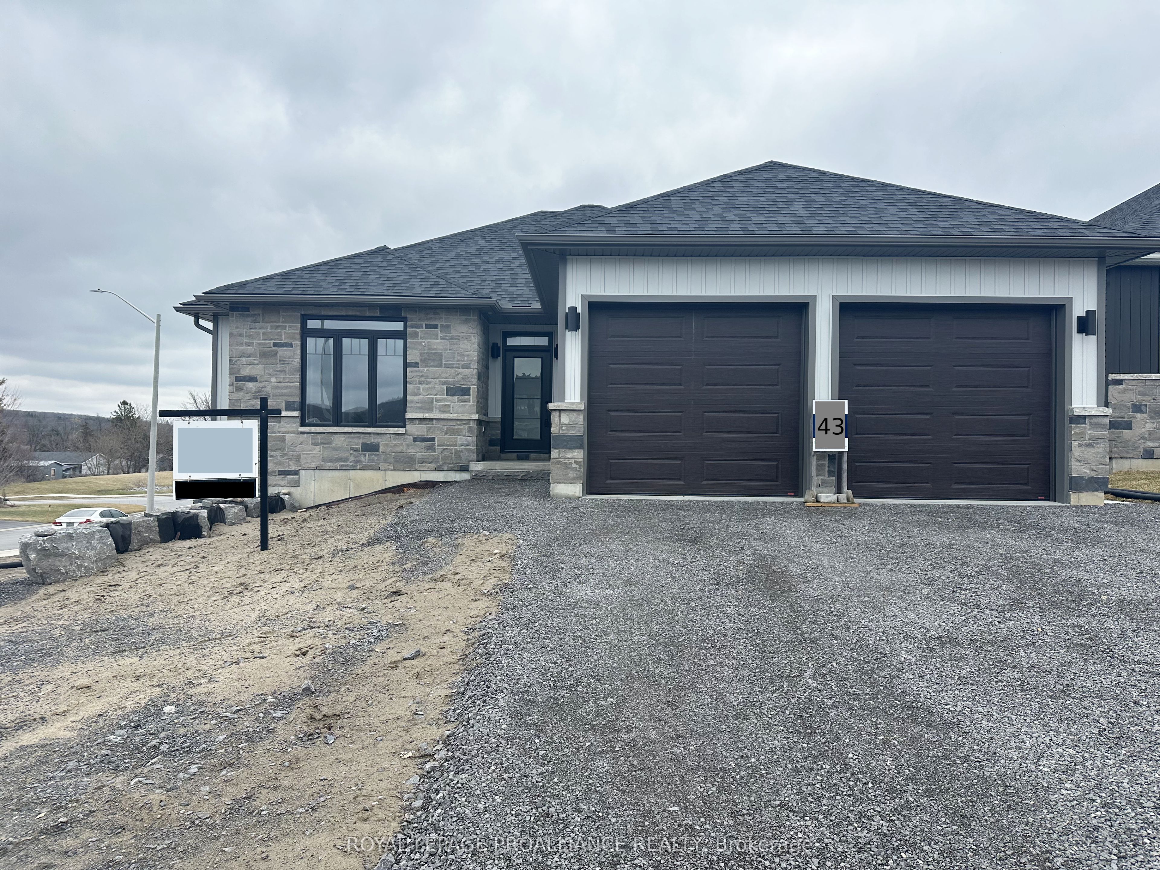 47 Rosewood Drive Property Photo