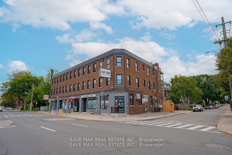 1000 King Street Property Photo 5