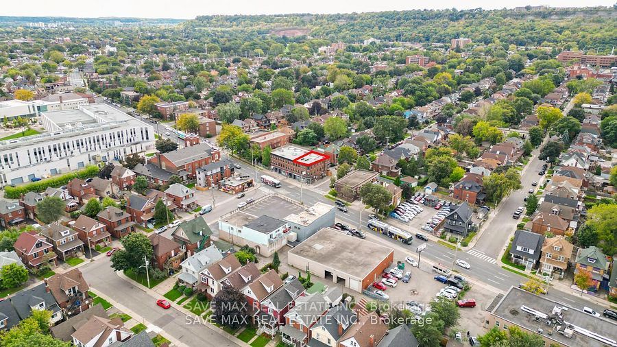 1000 King Street Property Photo 6
