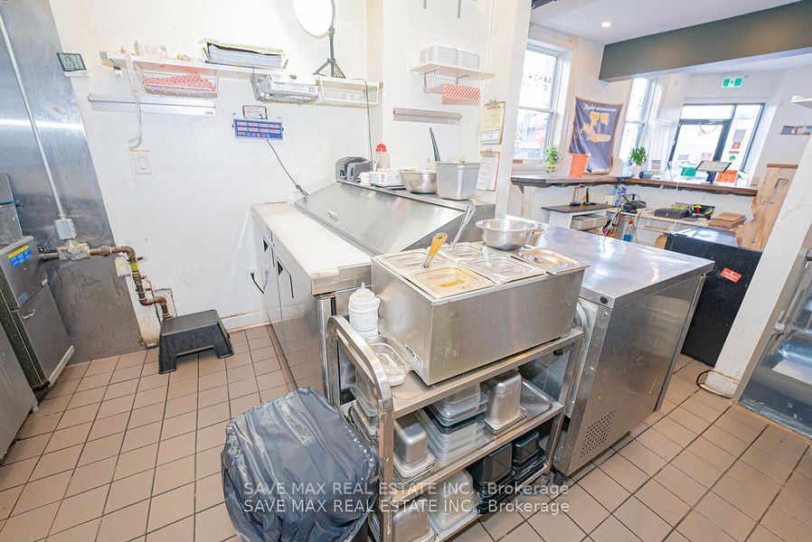 1000 King Street Property Photo 16