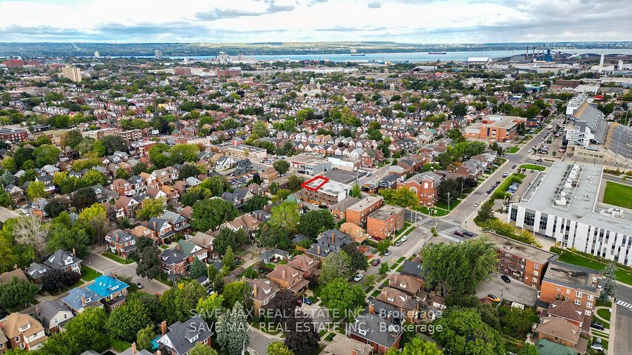 1000 King Street Property Photo 29