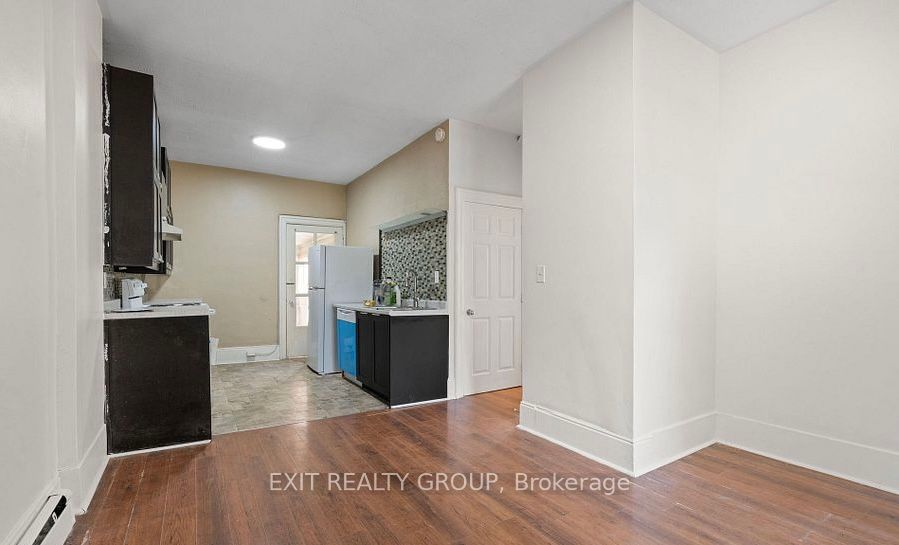 11 Isabel Street Property Photo 6