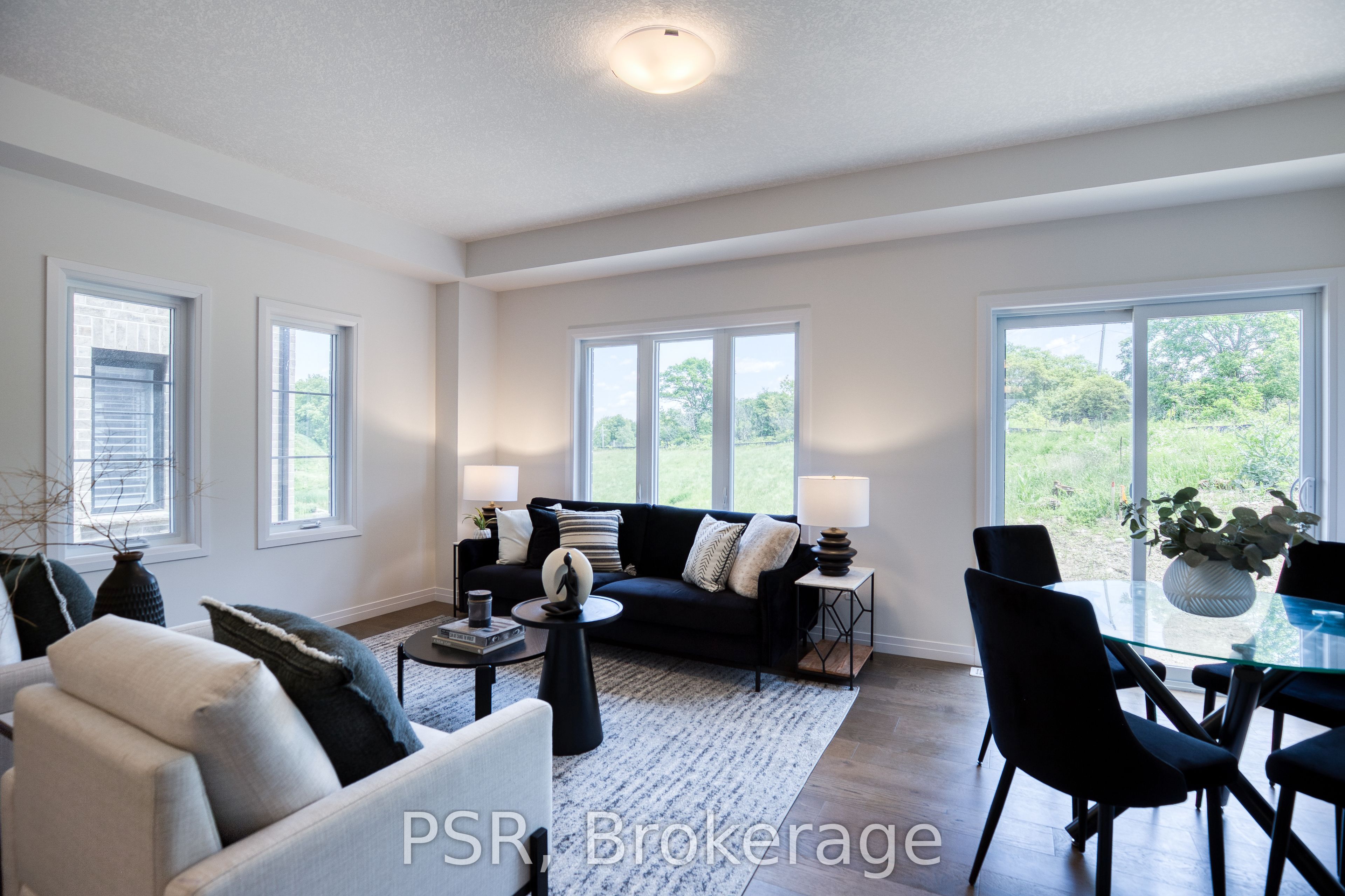 Lot 17 41 Queensbrook Crescent Property Photo 7