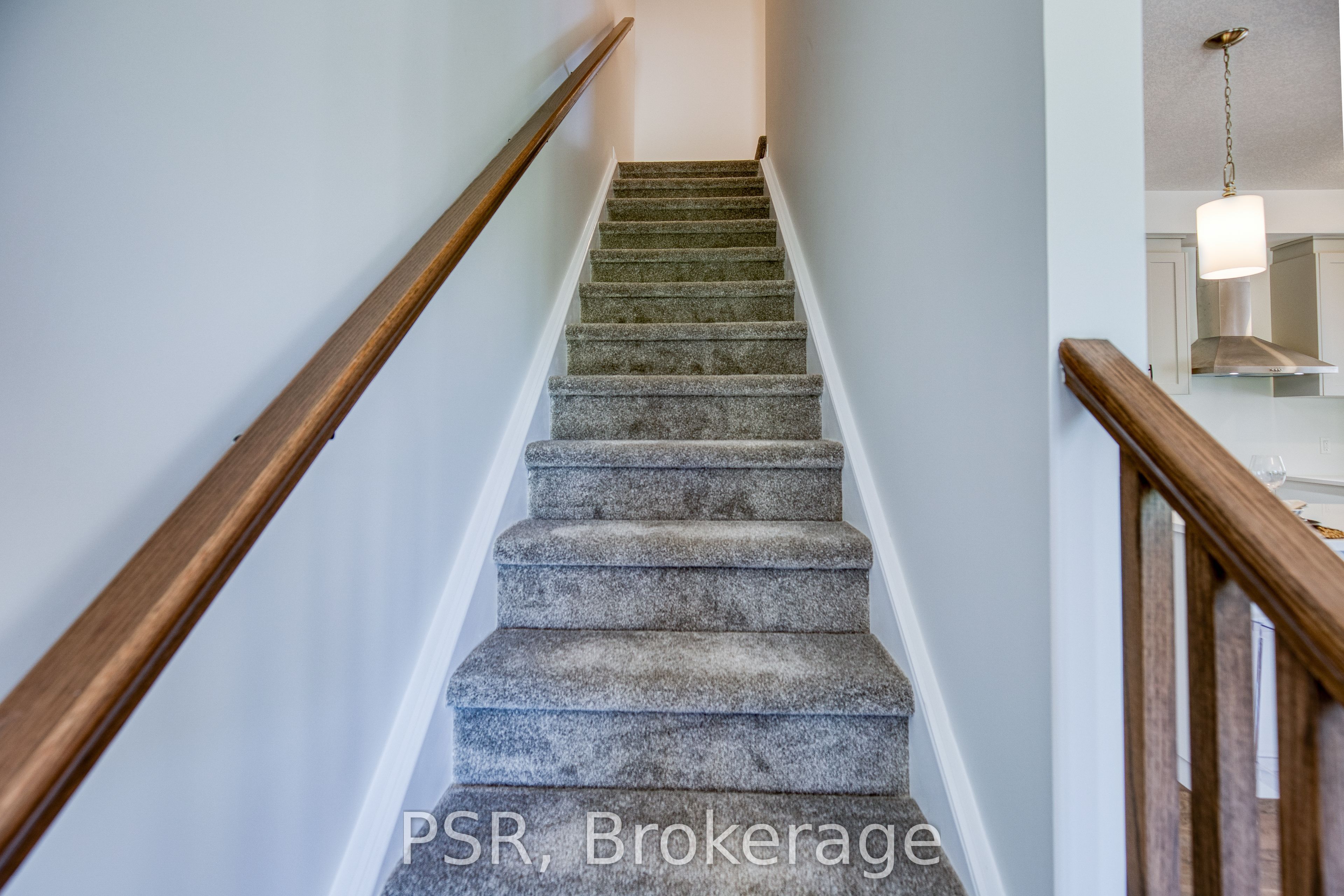 Lot 17 41 Queensbrook Crescent Property Photo 12
