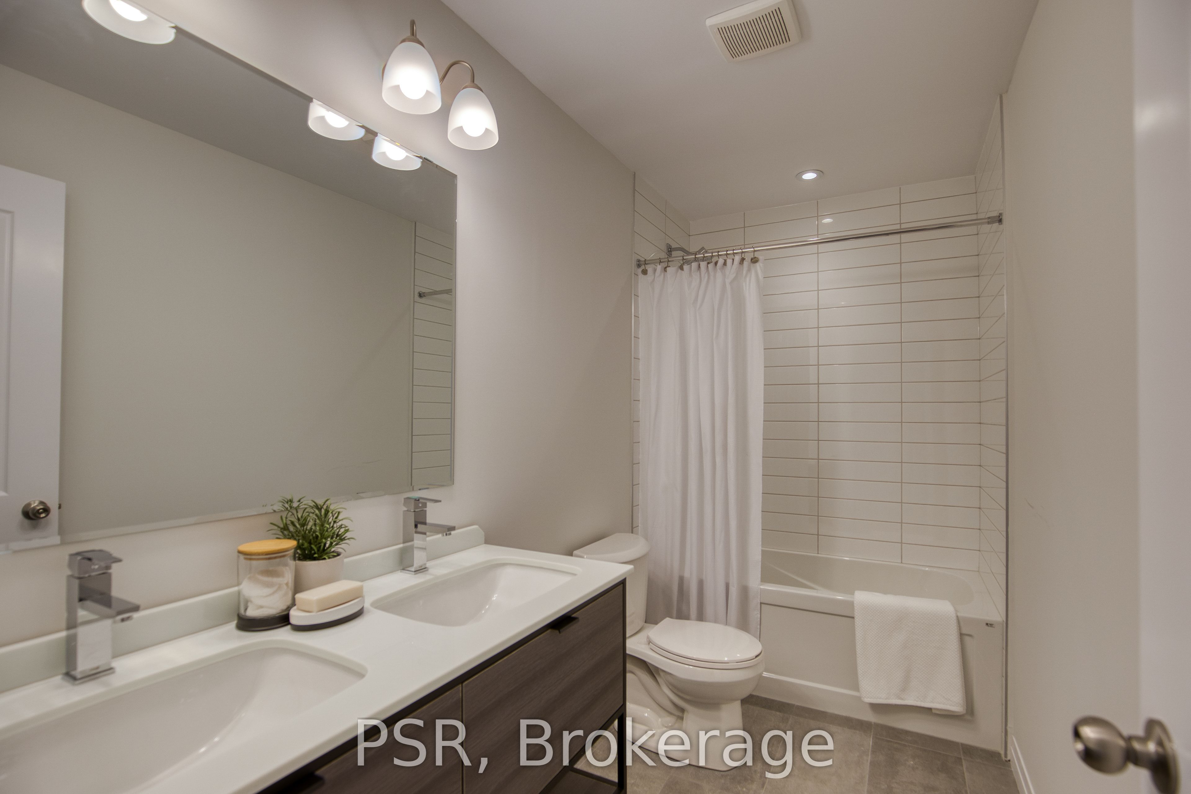 Lot 17 41 Queensbrook Crescent Property Photo 20