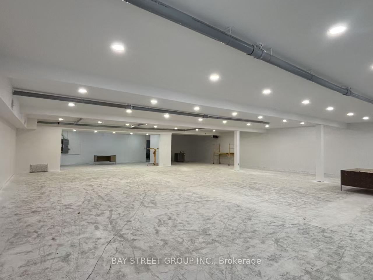 6673 Drummond Road Property Photo 18