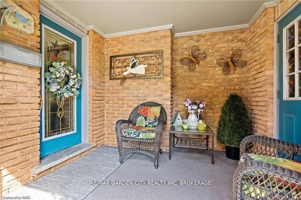 55 Sherwood Forest Trail Property Photo 3