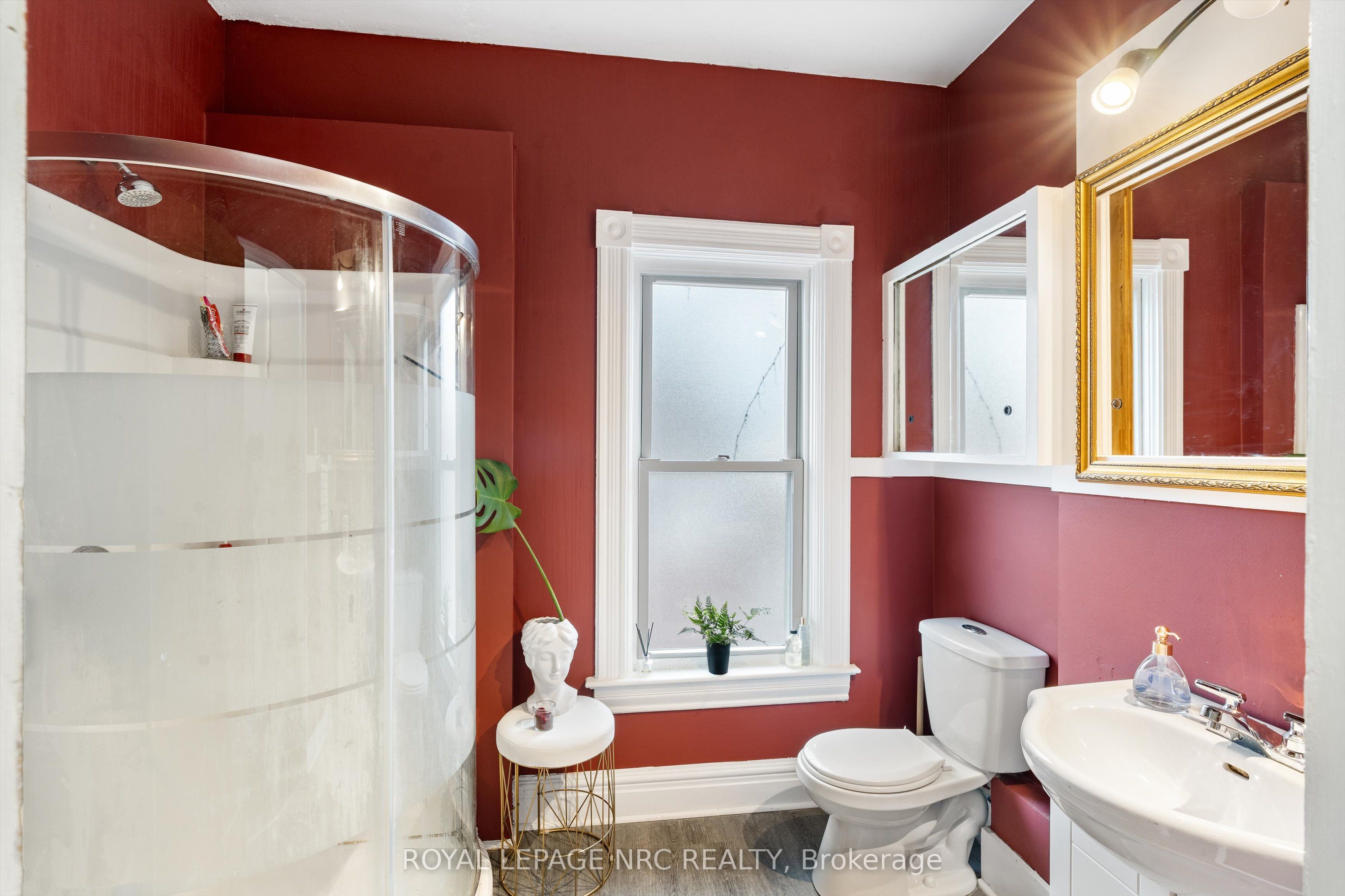 6 Ormond Street Property Photo 23
