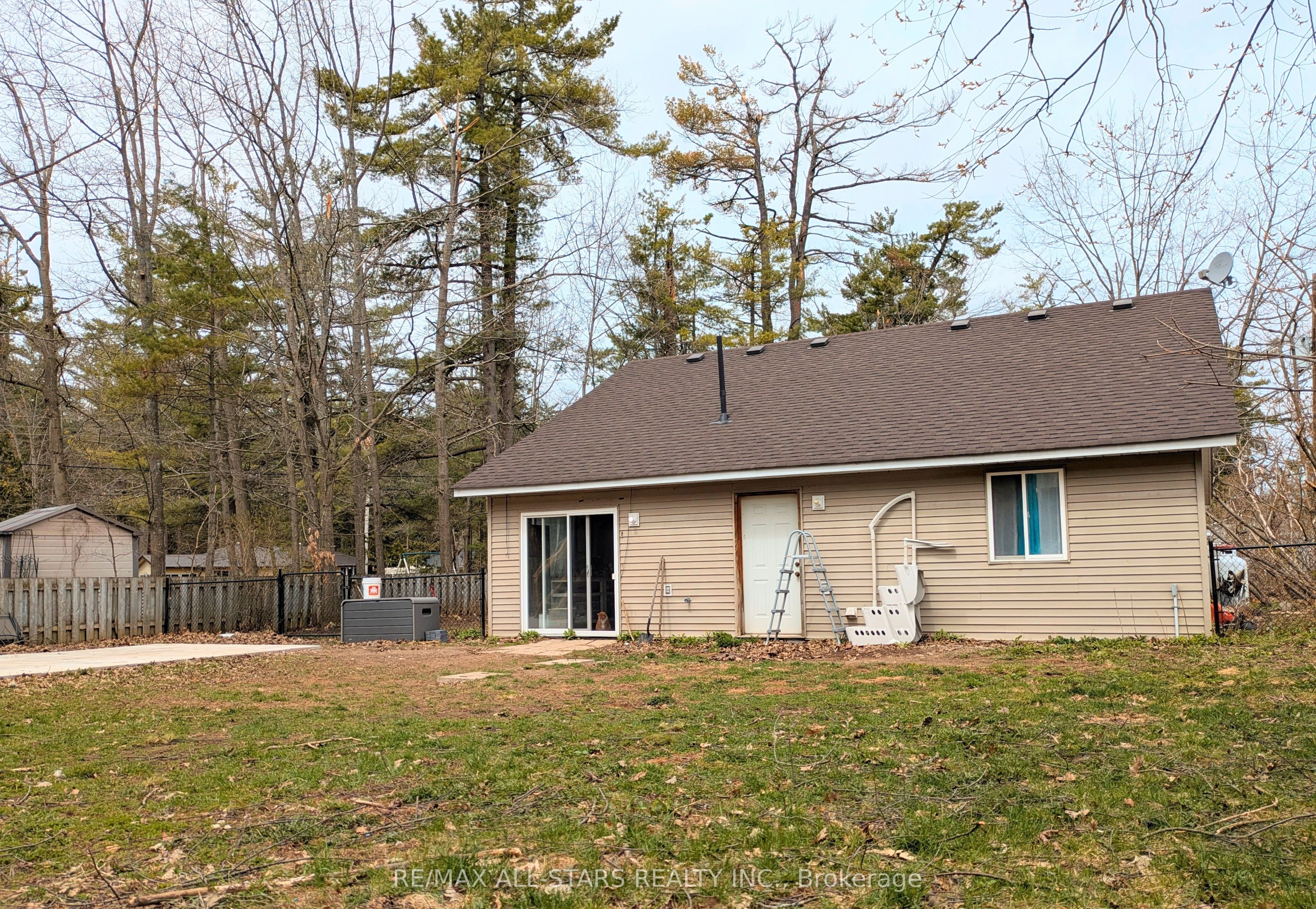 2 Oakwood Drive Property Photo 4