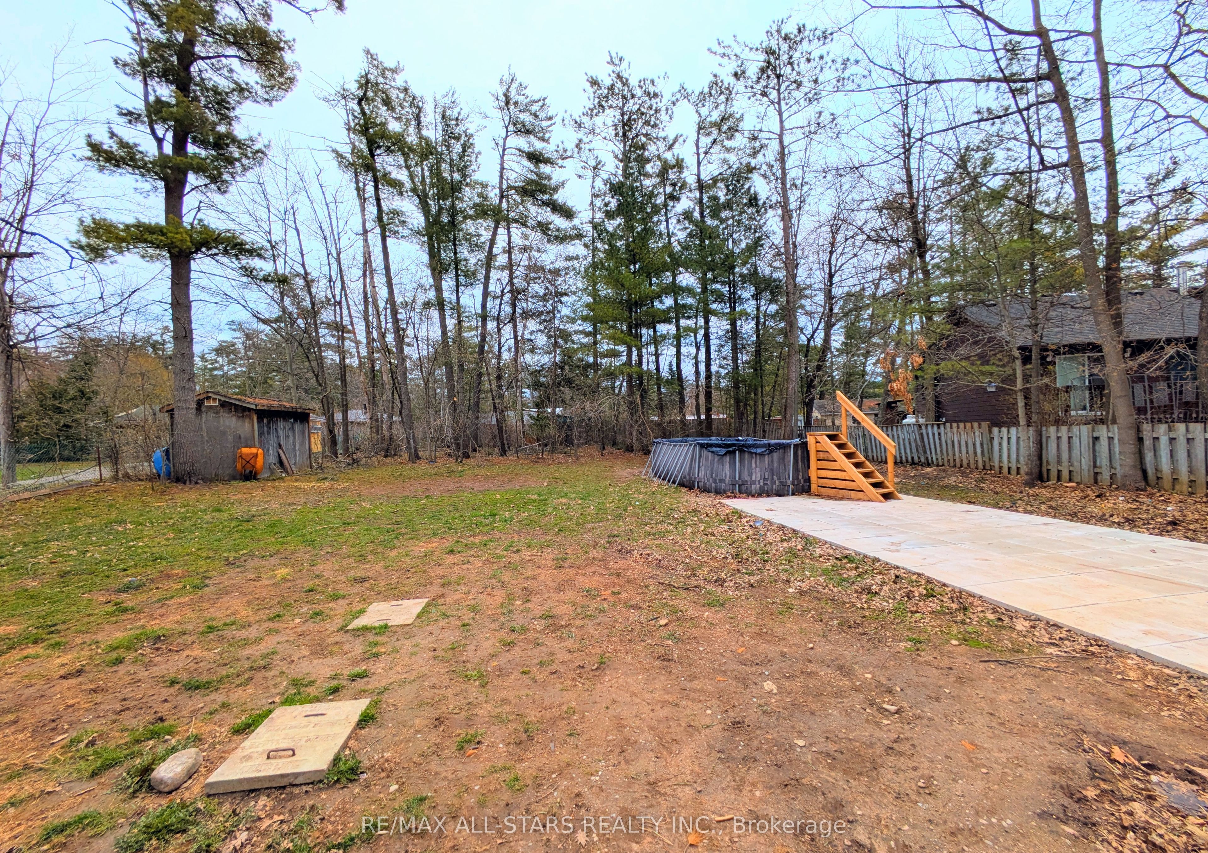 2 Oakwood Drive Property Photo 5