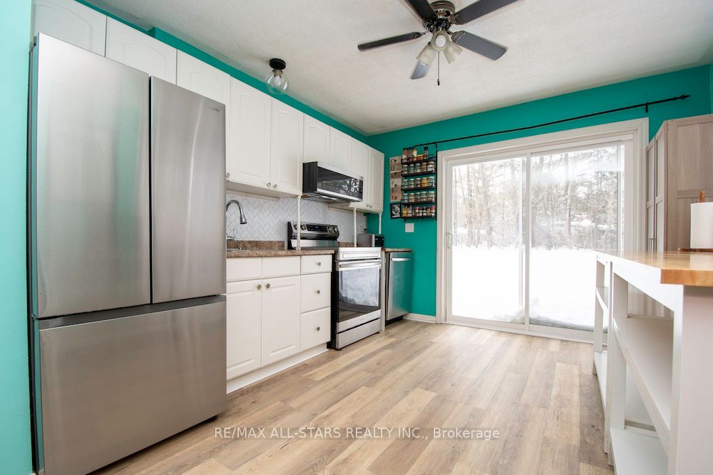 2 Oakwood Drive Property Photo 6