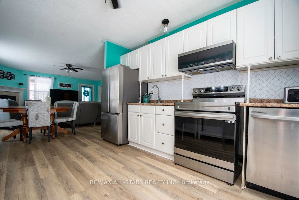 2 Oakwood Drive Property Photo 12