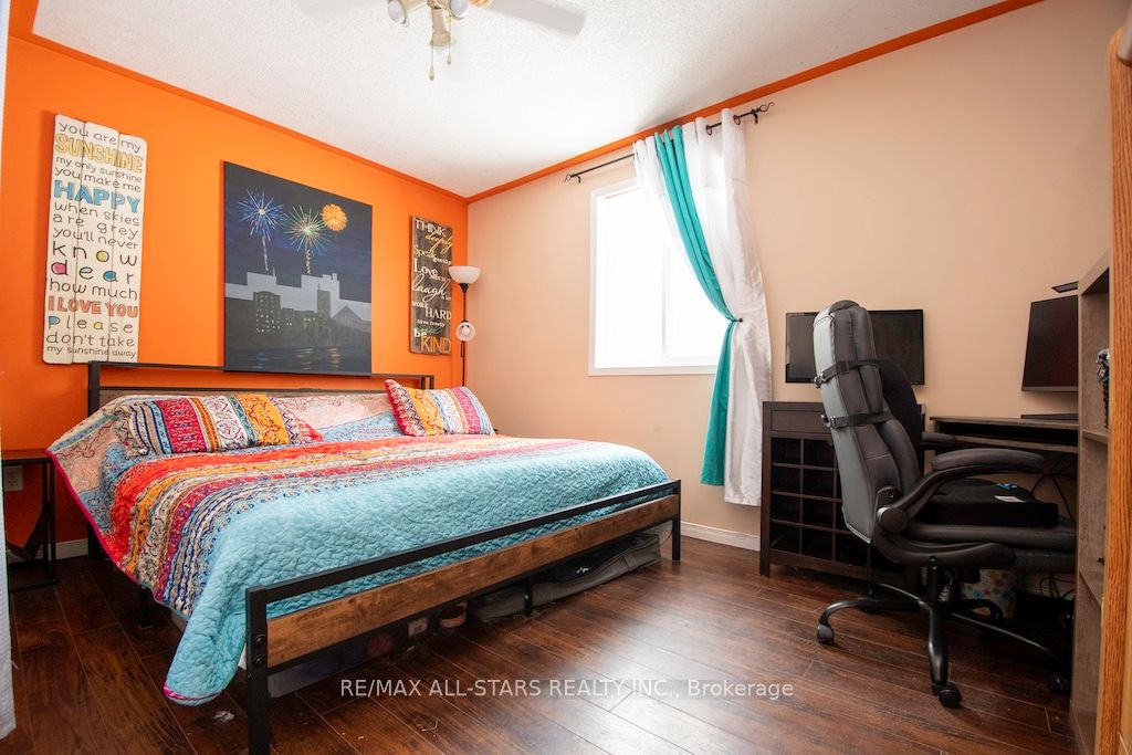 2 Oakwood Drive Property Photo 15