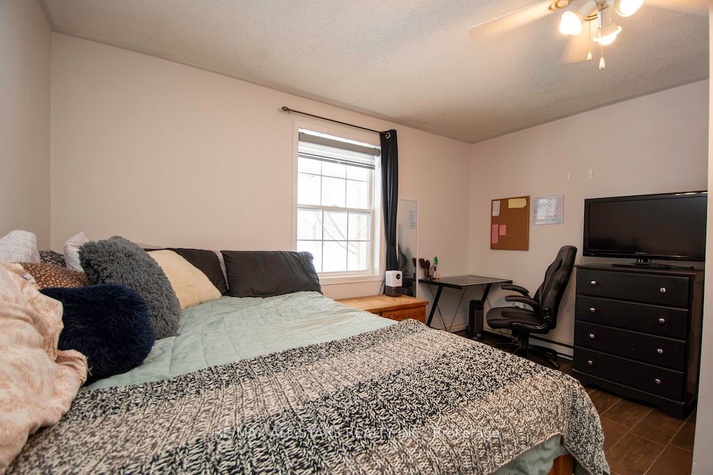 2 Oakwood Drive Property Photo 18