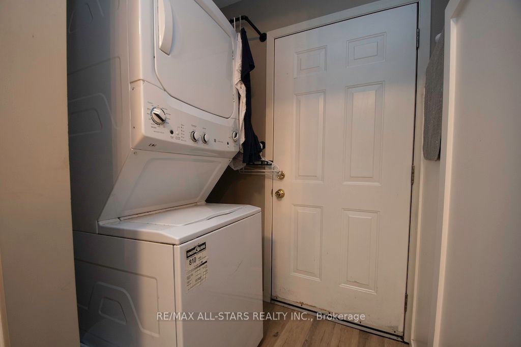 2 Oakwood Drive Property Photo 22