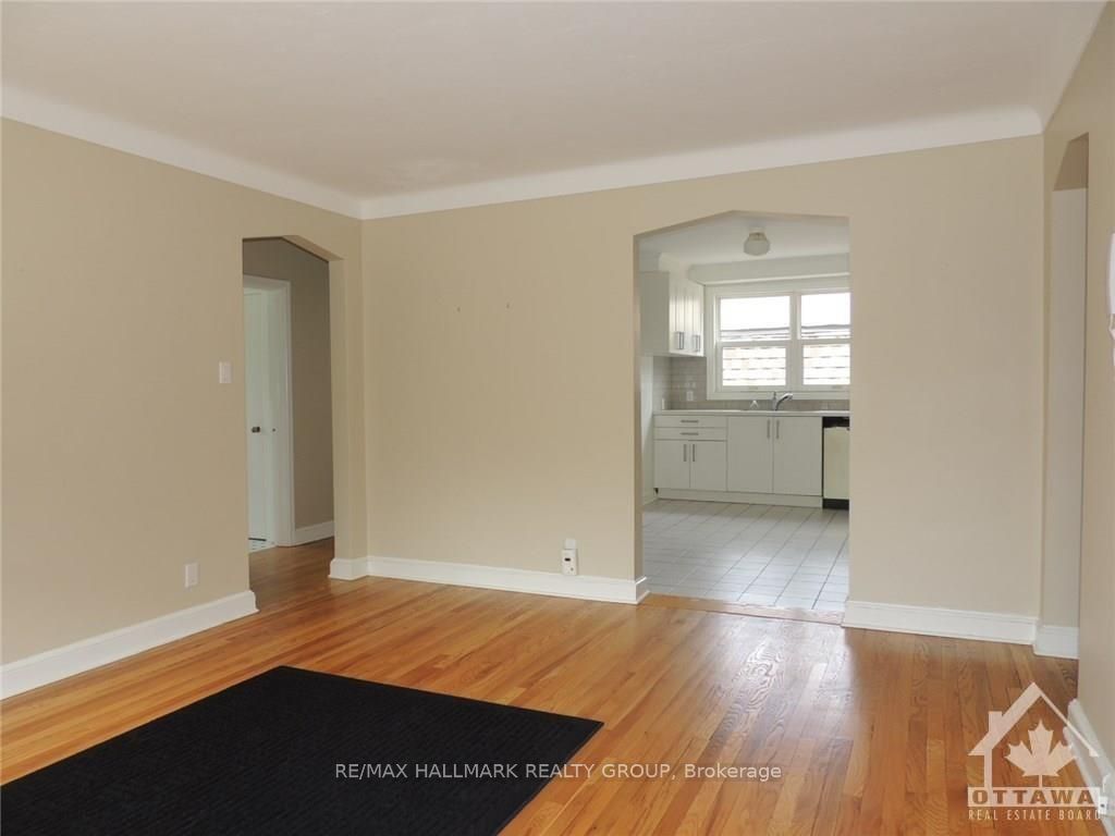 310 Byron Avenue Property Photo 3