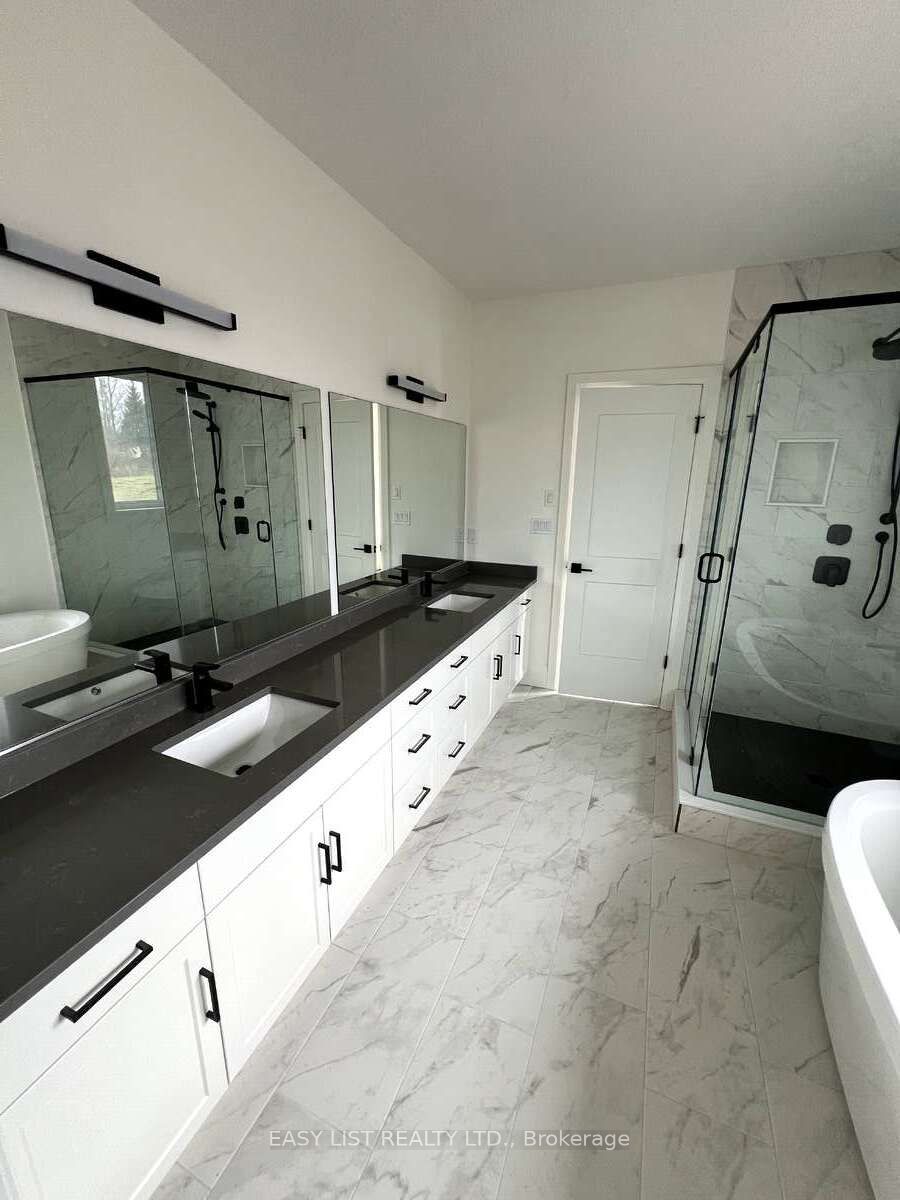 61 George Street Property Photo 22