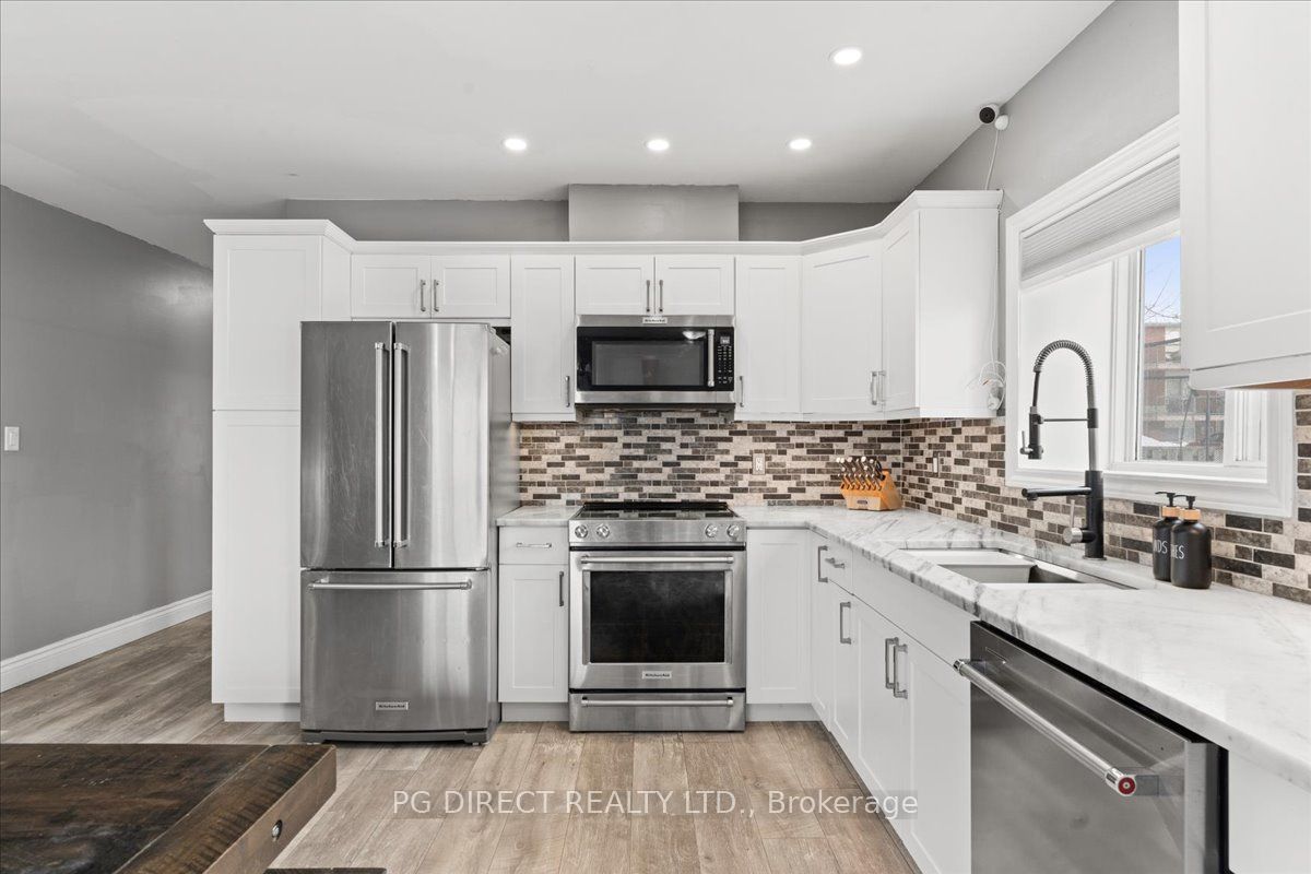 329 Sidney Street Property Photo 7