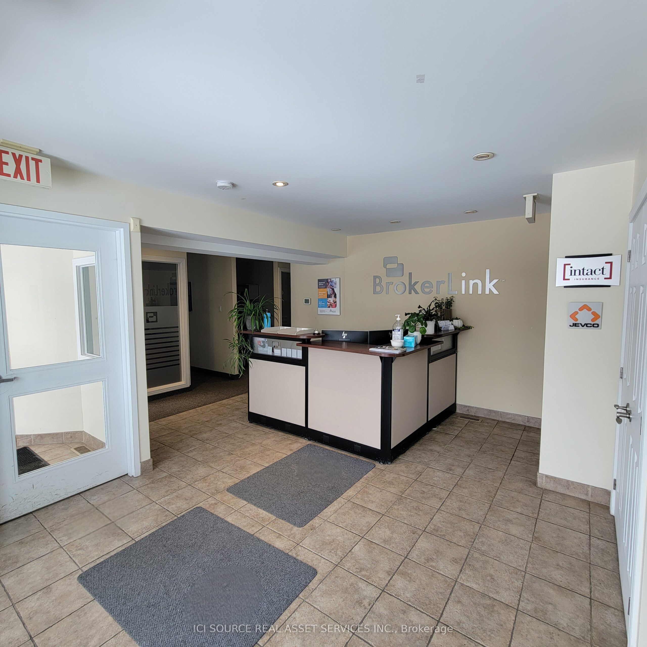 806 Greenbank Road Property Photo 4
