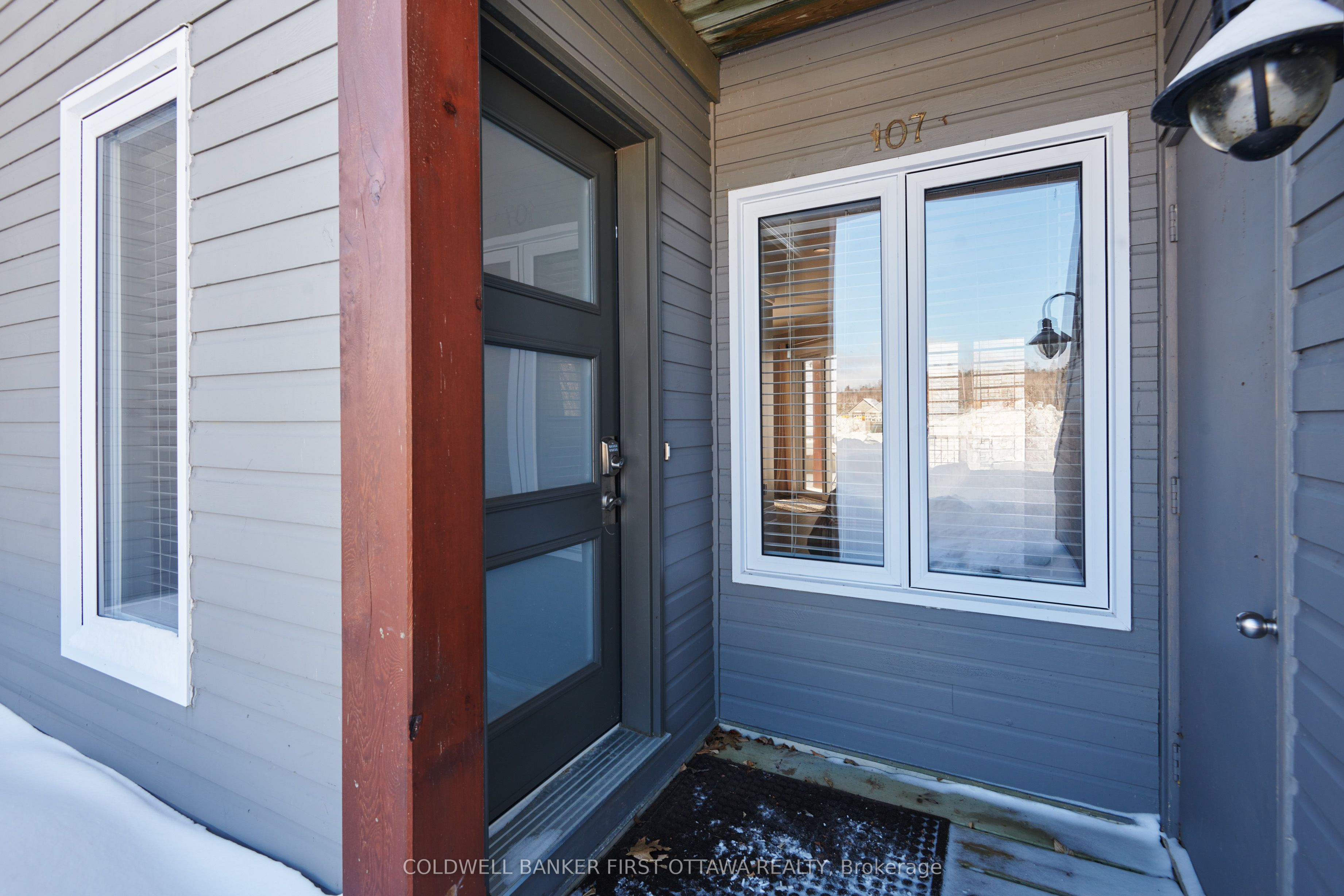 #107 - 100 Alpine Lane Property Photo