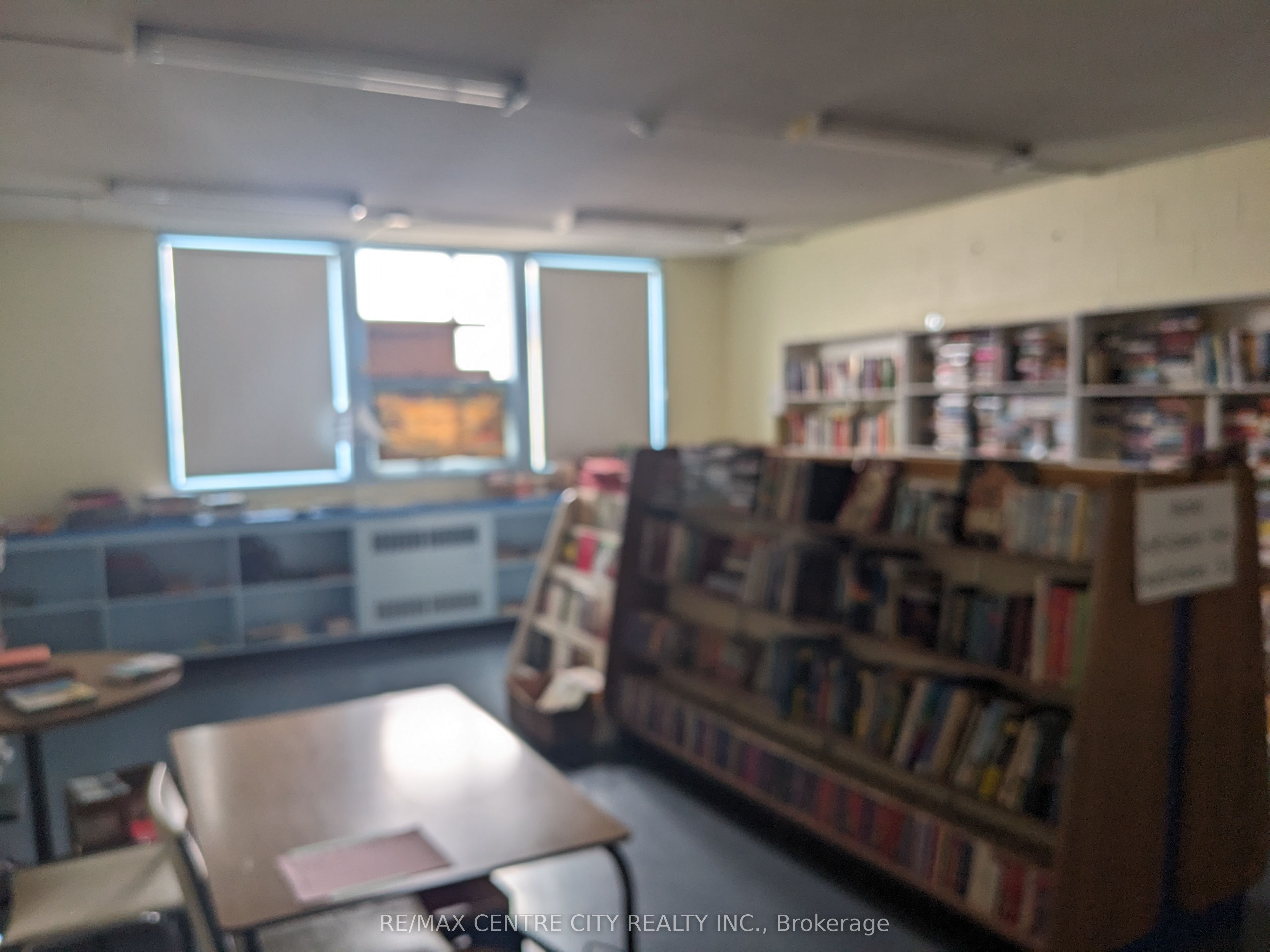 482 Dundas Street Property Photo 9