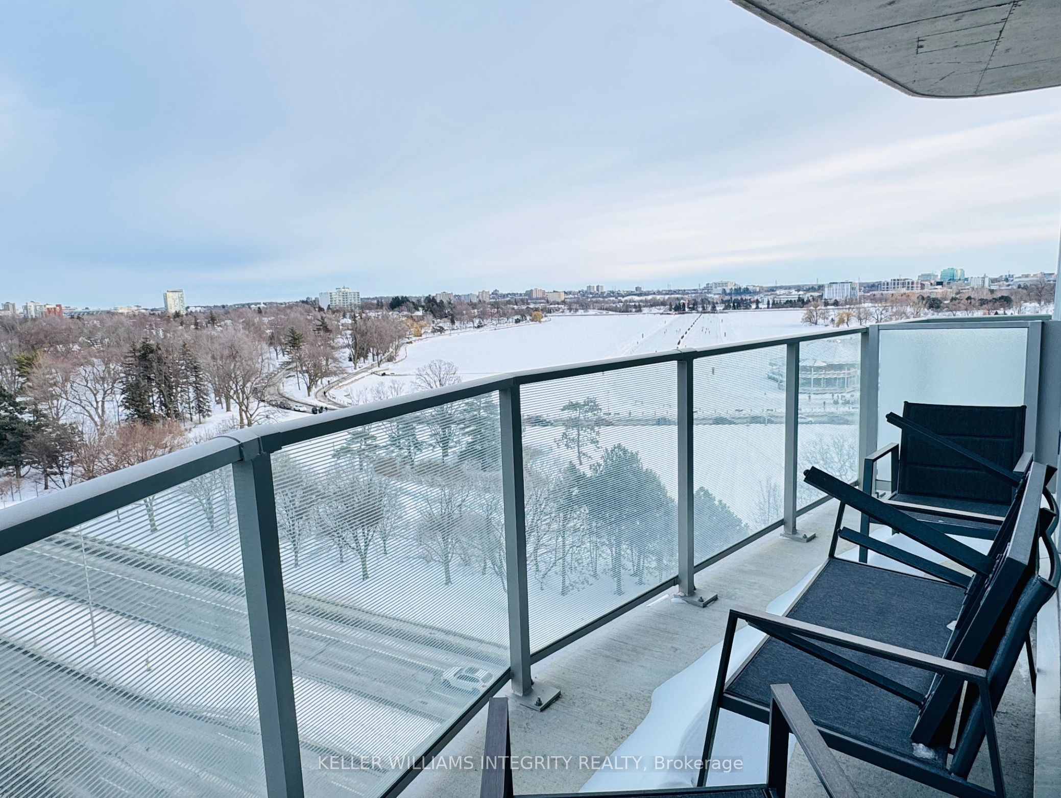 #908 - 805 Carling Avenue Property Photo