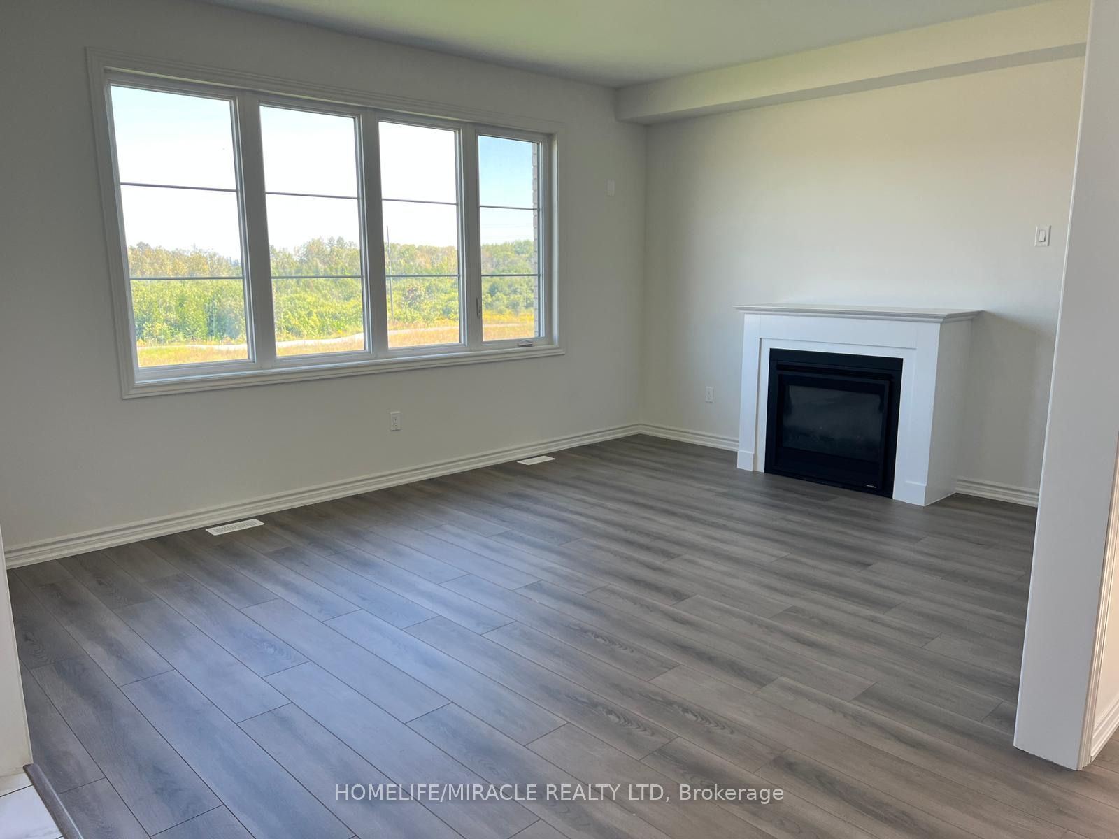 1004 Trailsview Avenue Property Photo 17