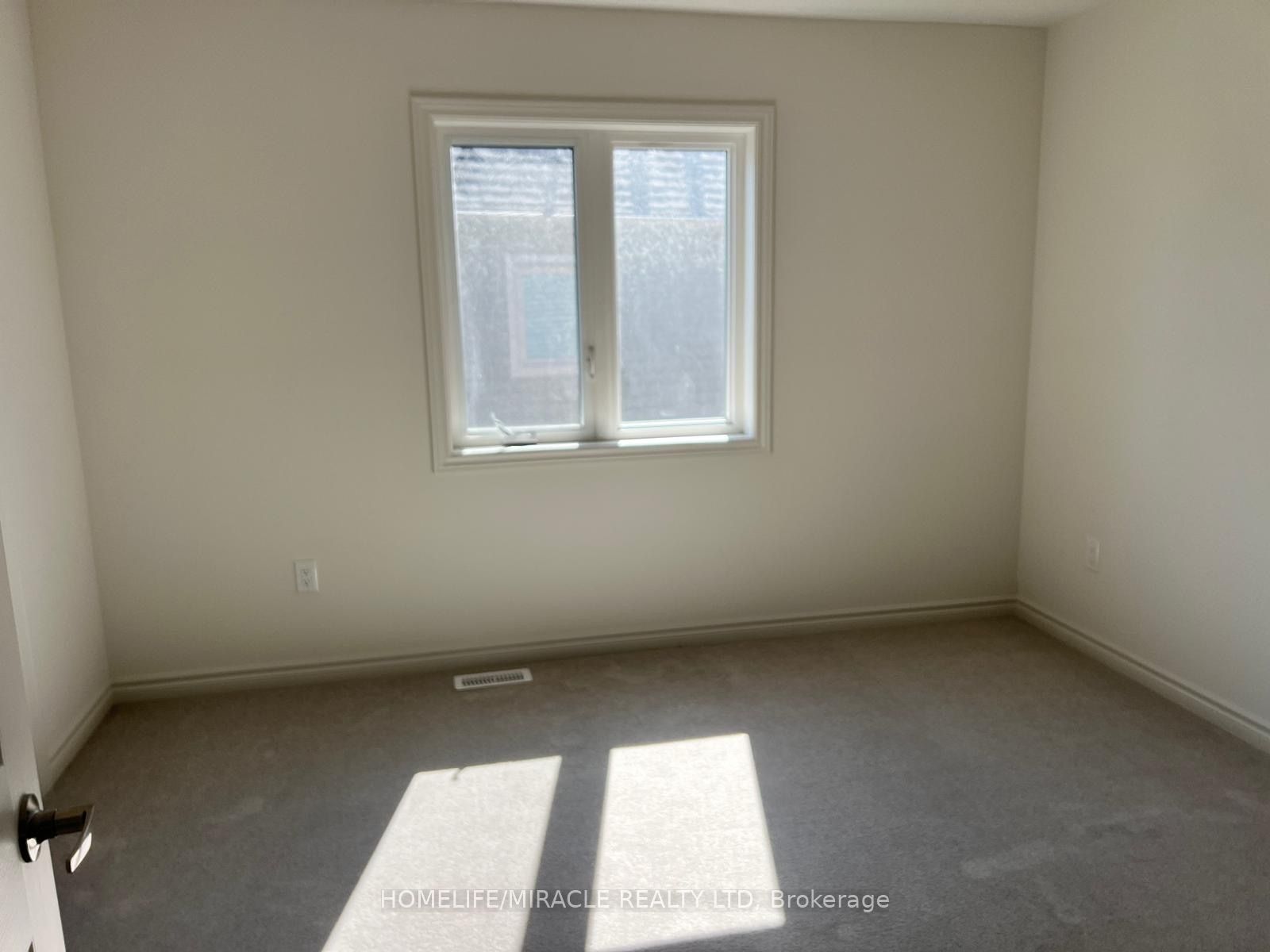 1004 Trailsview Avenue Property Photo 23