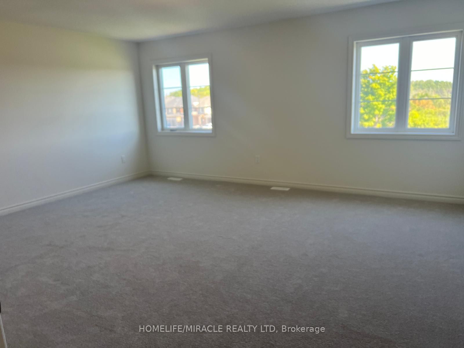 1004 Trailsview Avenue Property Photo 24