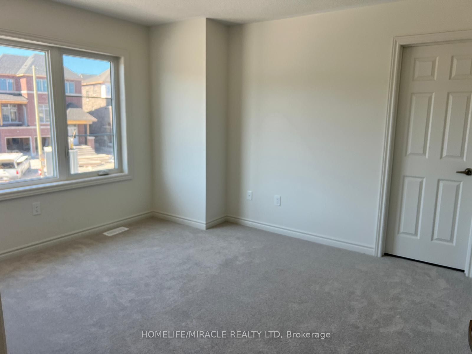 1004 Trailsview Avenue Property Photo 25