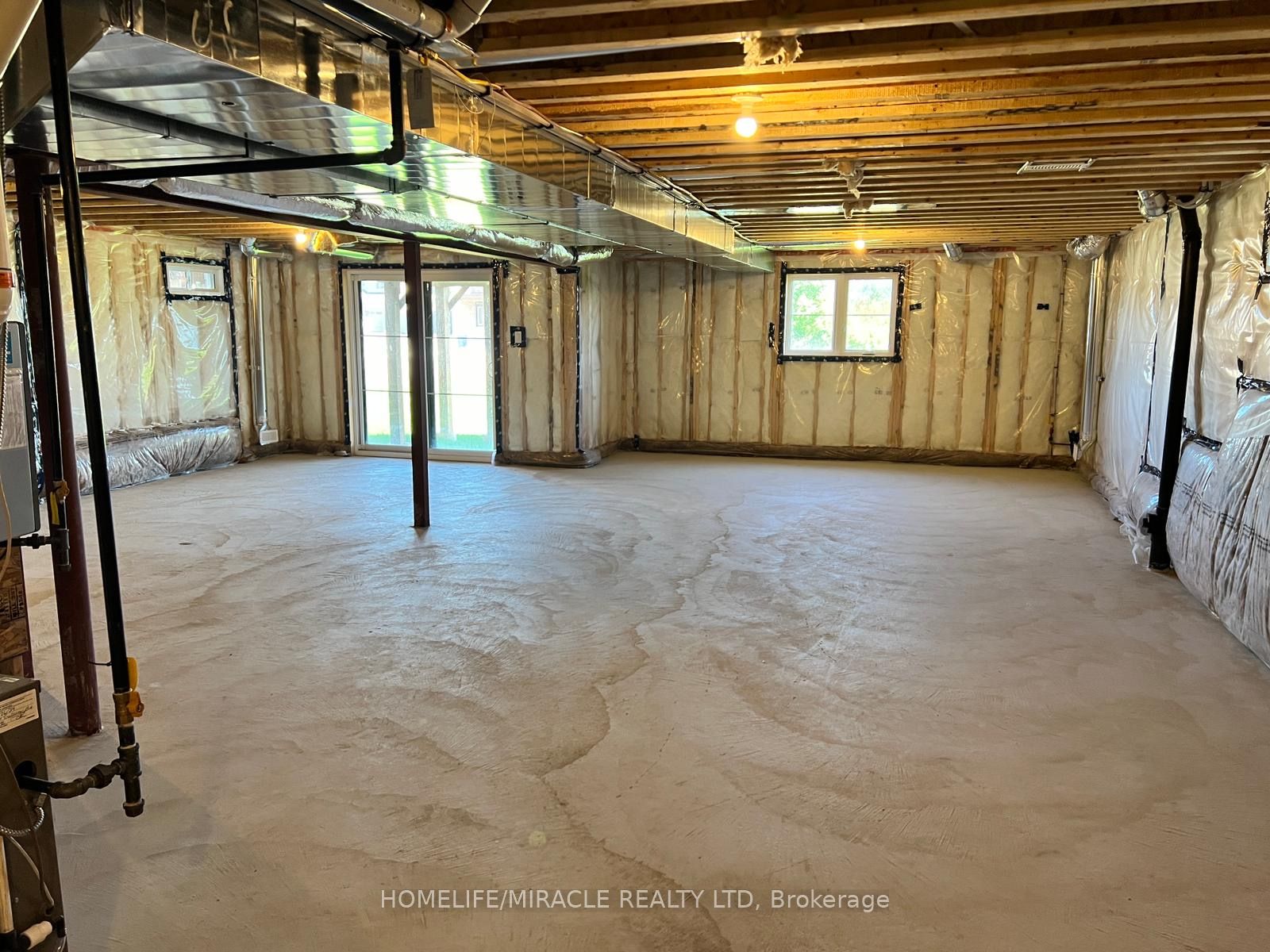 1004 Trailsview Avenue Property Photo 33