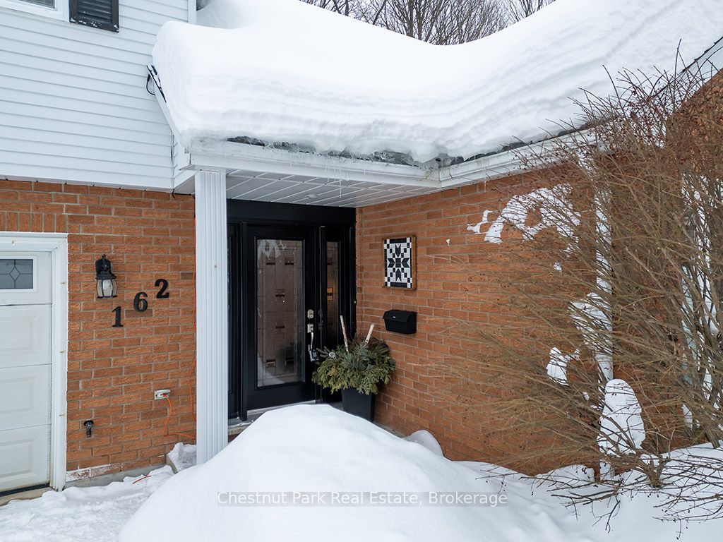 162 5th Avenue Property Photo 6