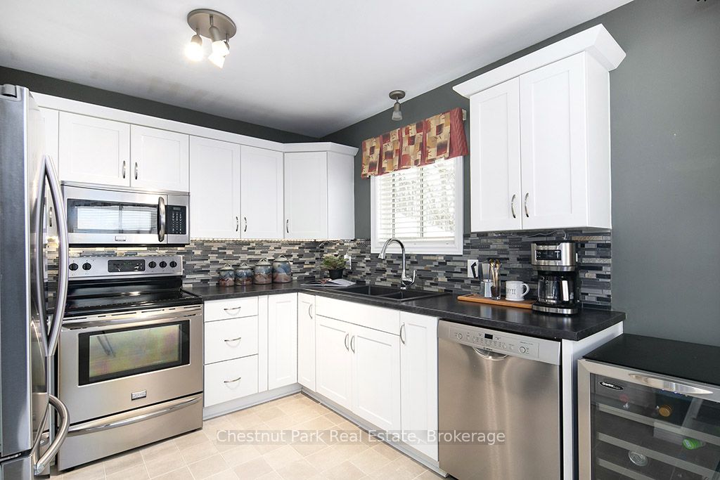 162 5th Avenue Property Photo 27