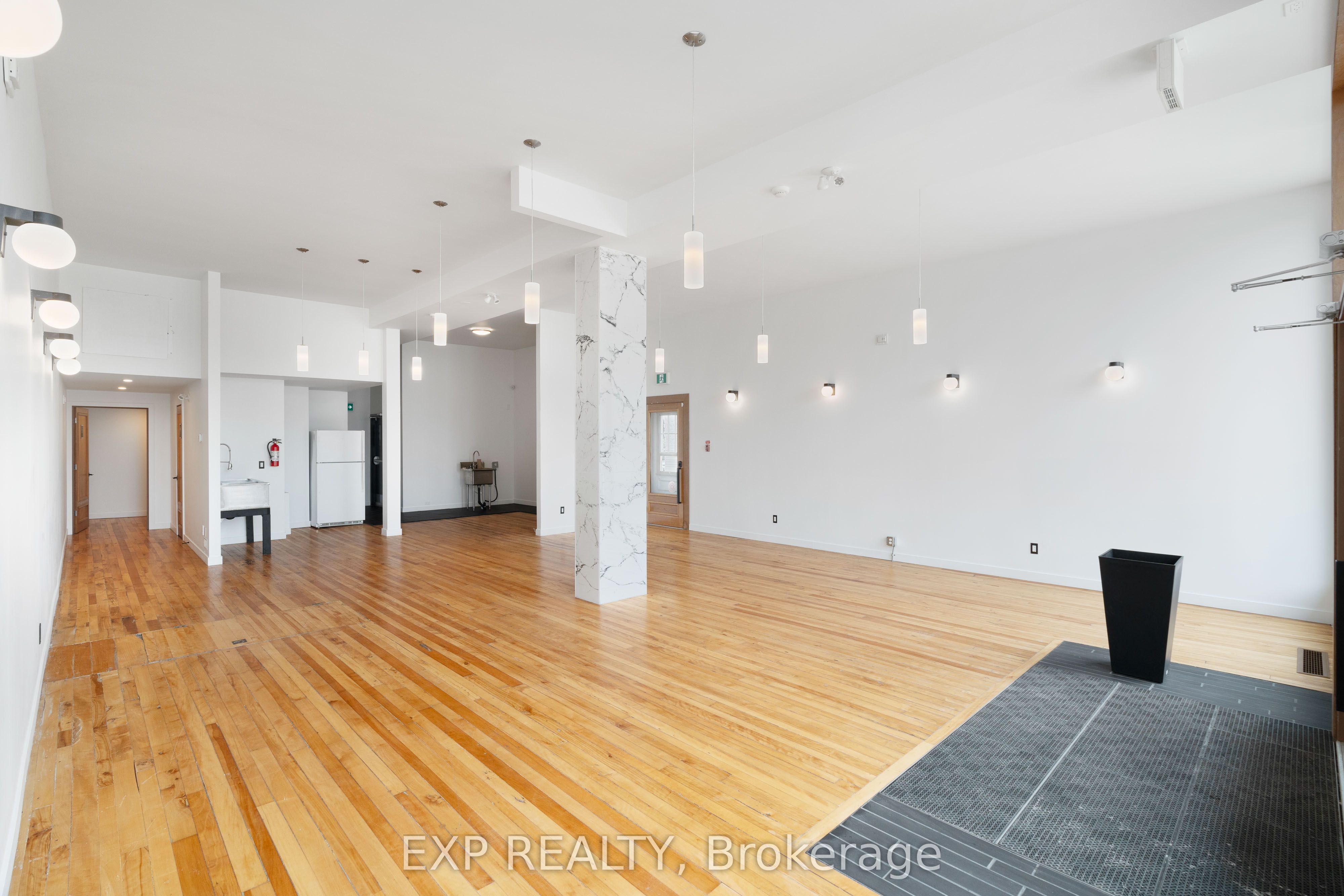 739 Principale Street Property Photo 6
