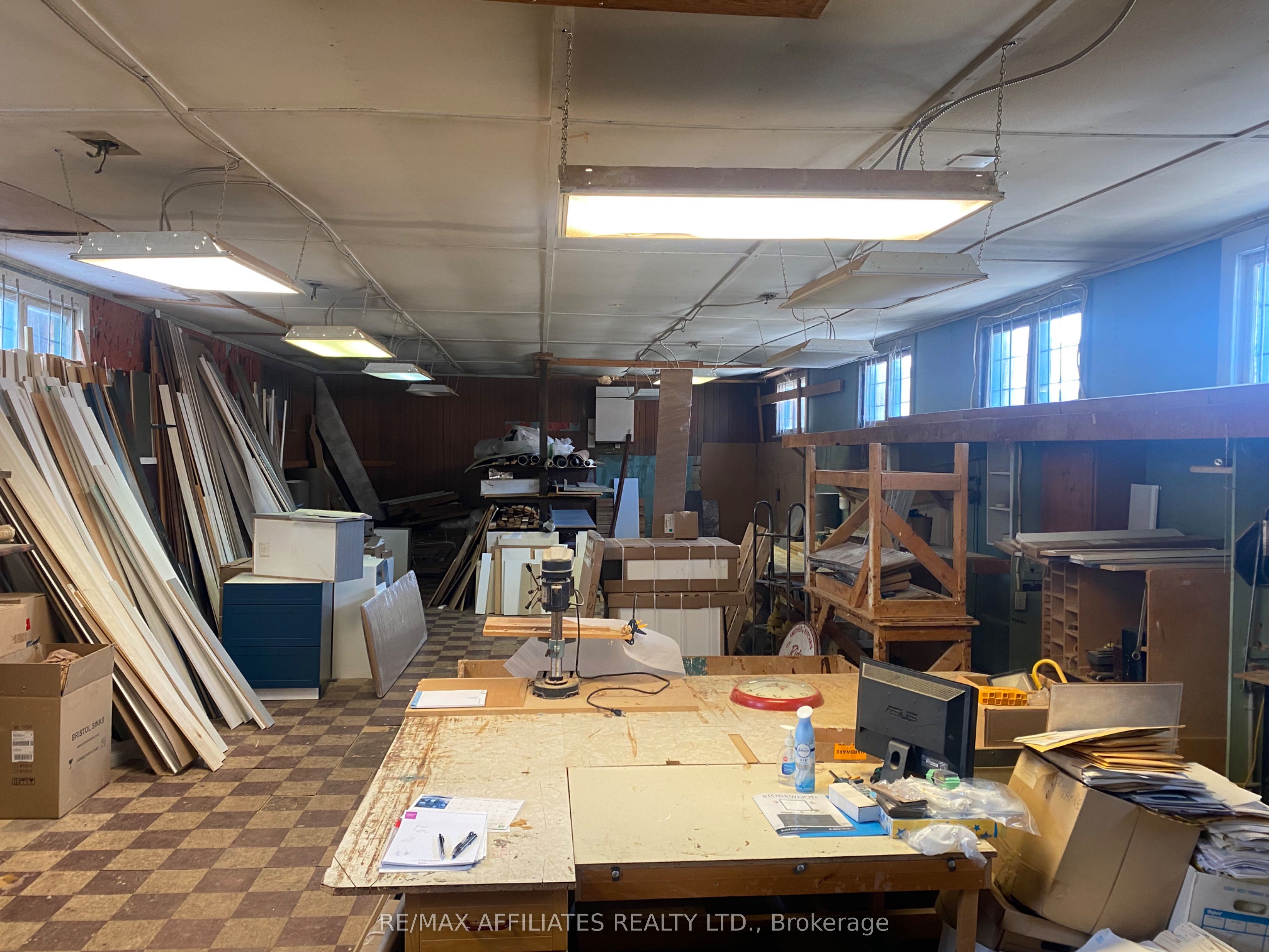 7 William Street Property Photo 6