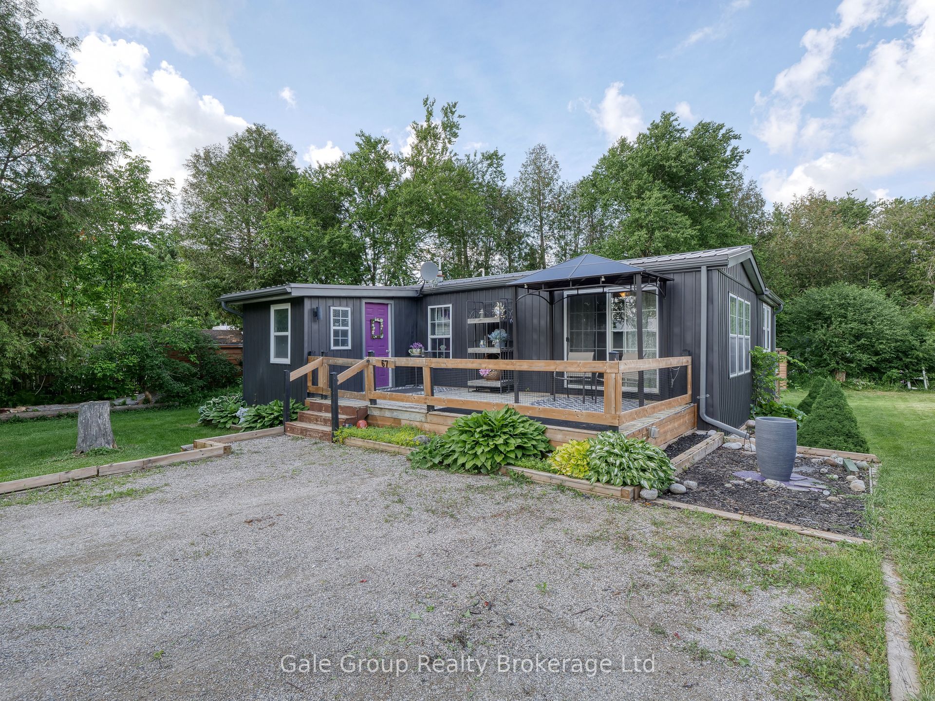 495856 10th Line 67 Property Photo 1