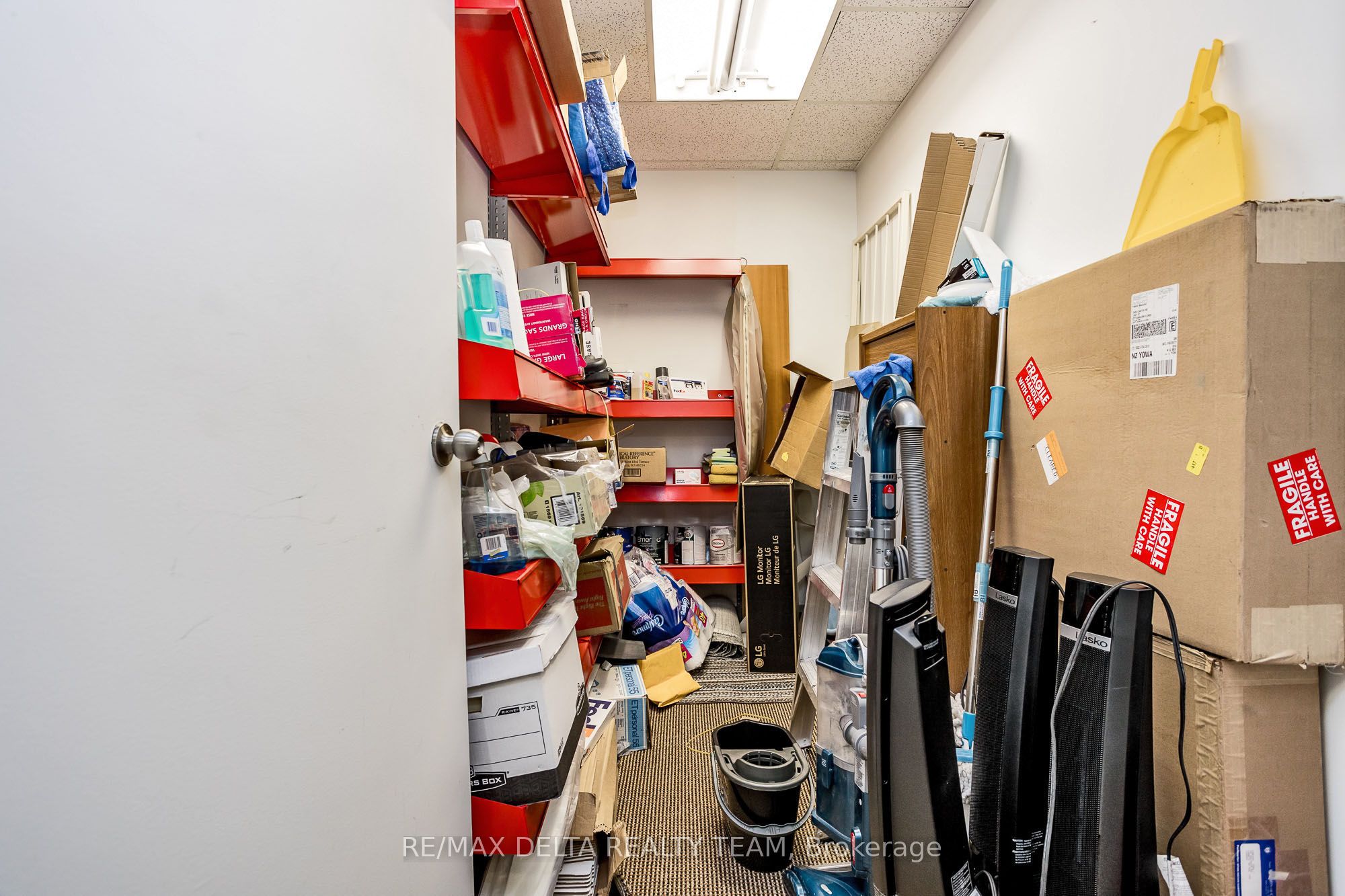 #57 - 5450 Canotek Road Property Photo 17