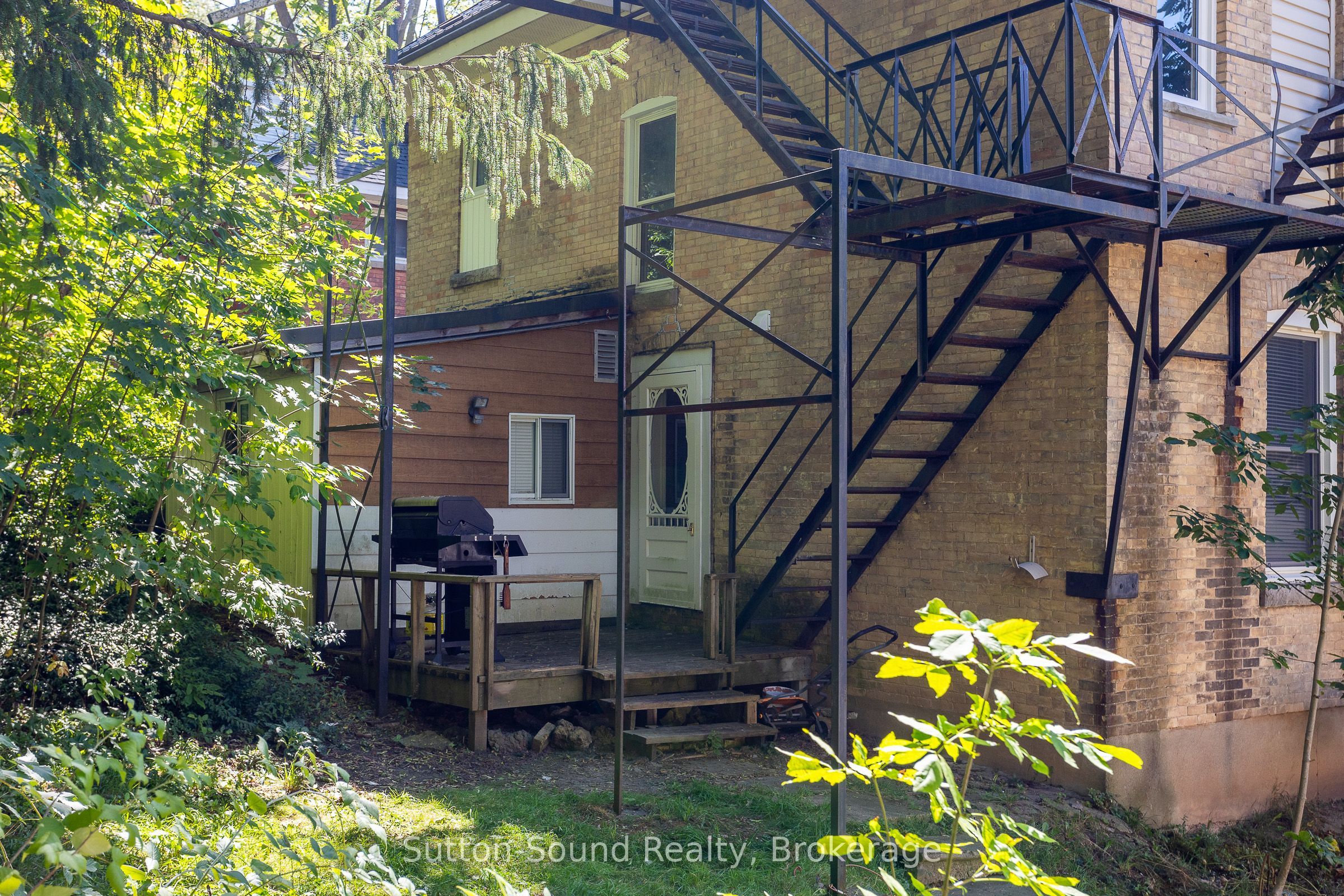 855 5th A Avenue Property Photo 6