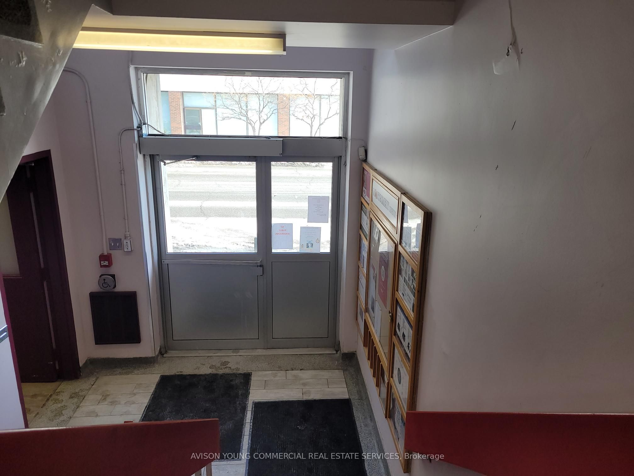 330 Kent Street Property Photo 3