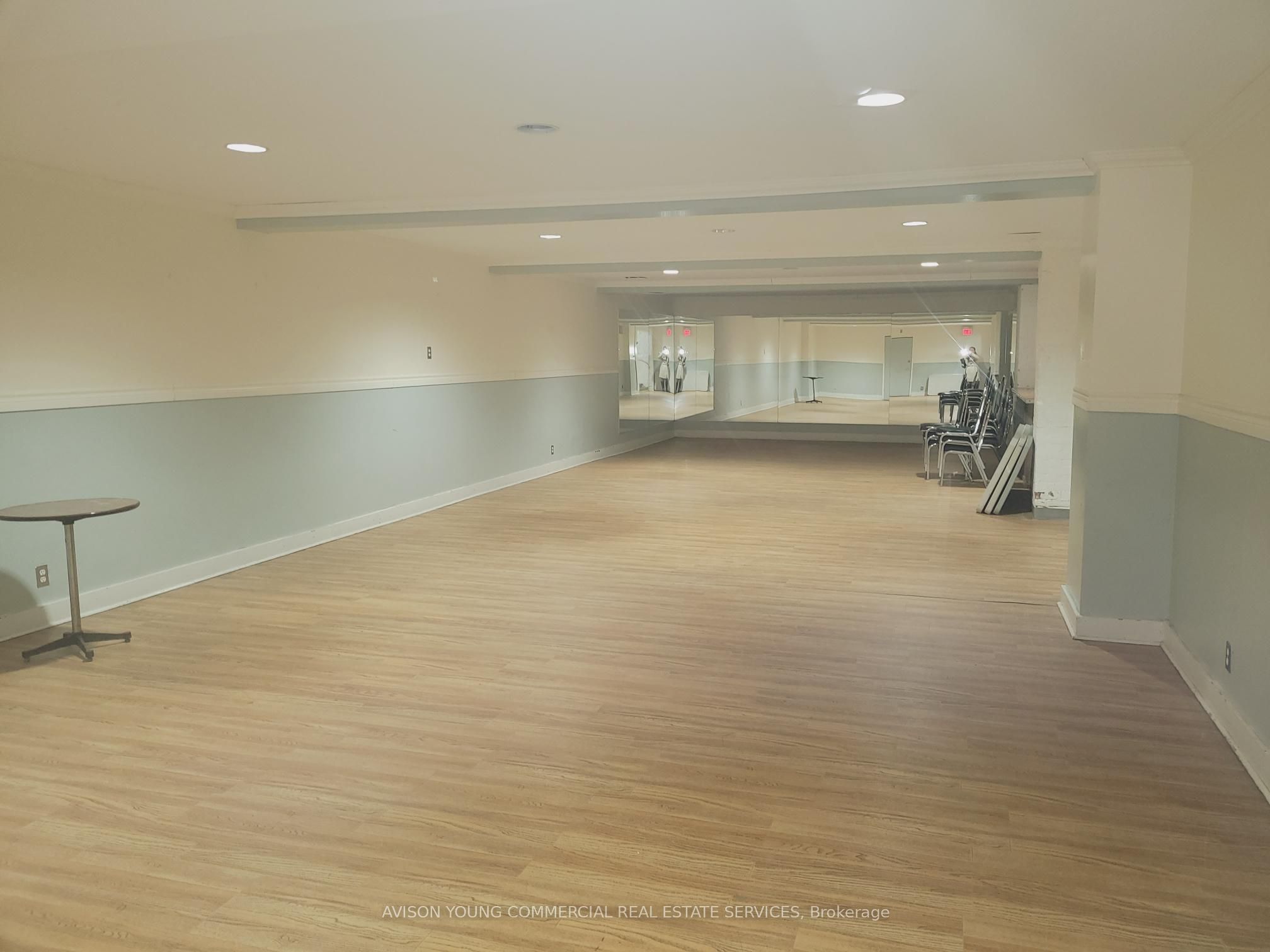 330 Kent Street Property Photo 8