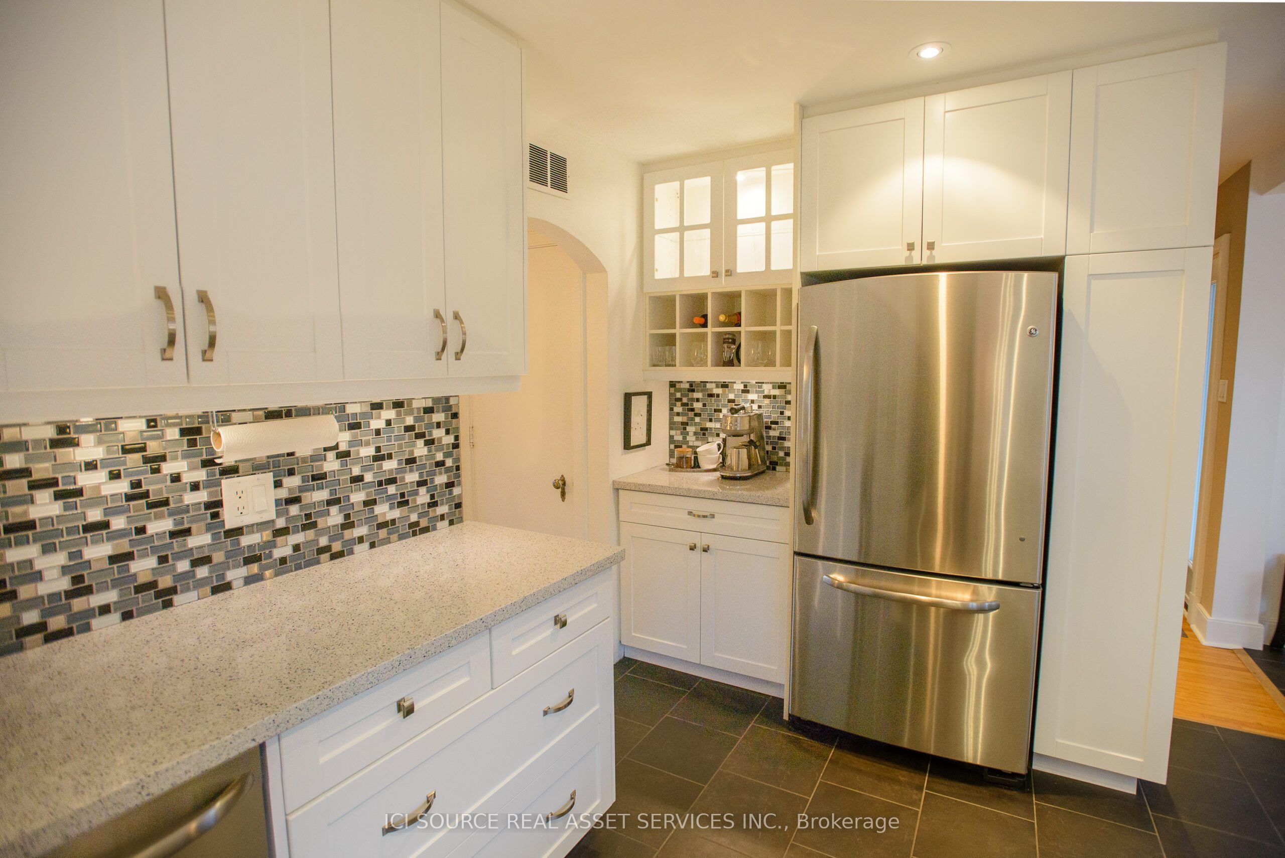 5503 Greenlane Road Property Photo 3