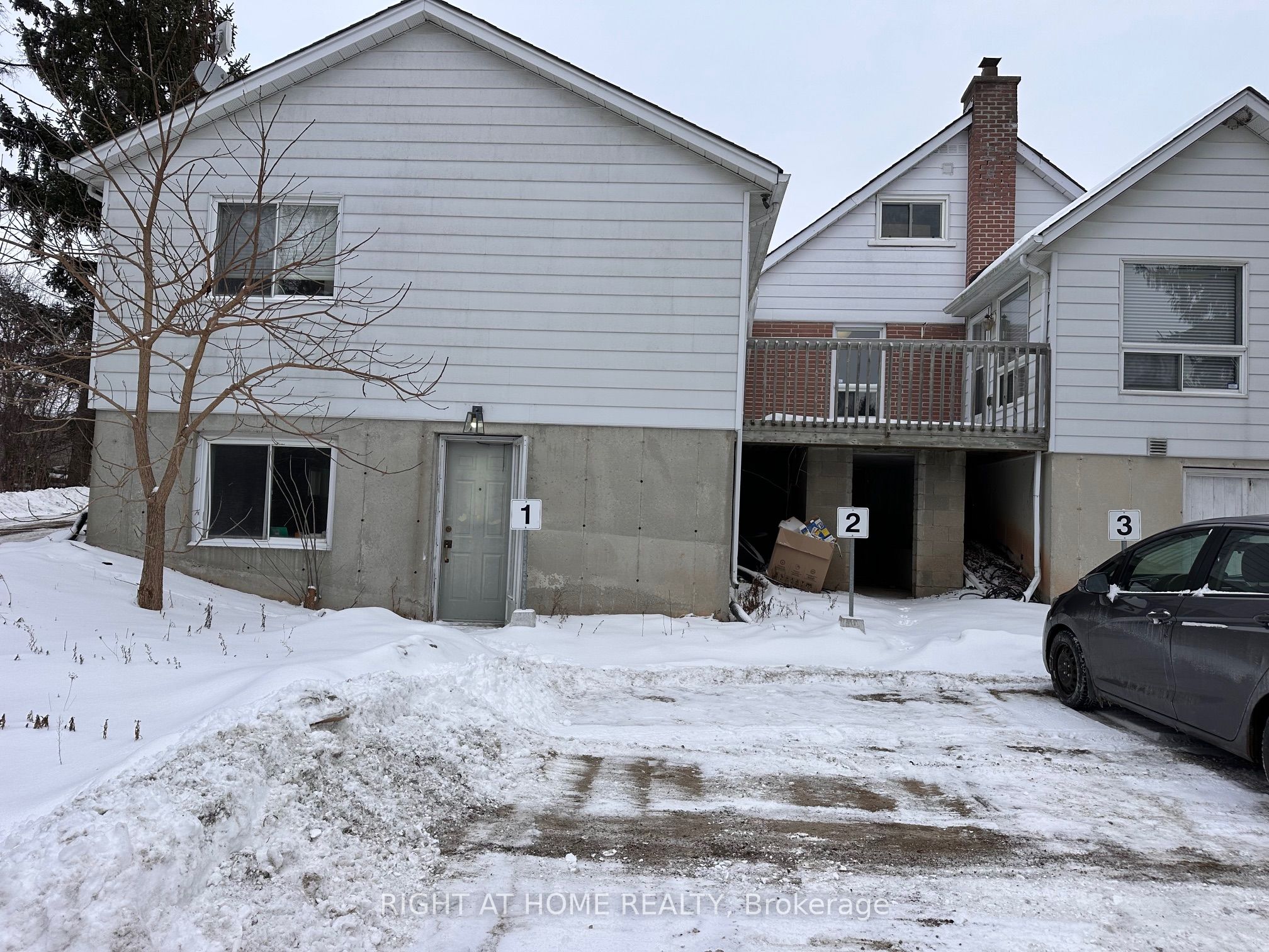 #b - 28 Brock Road Property Photo 4