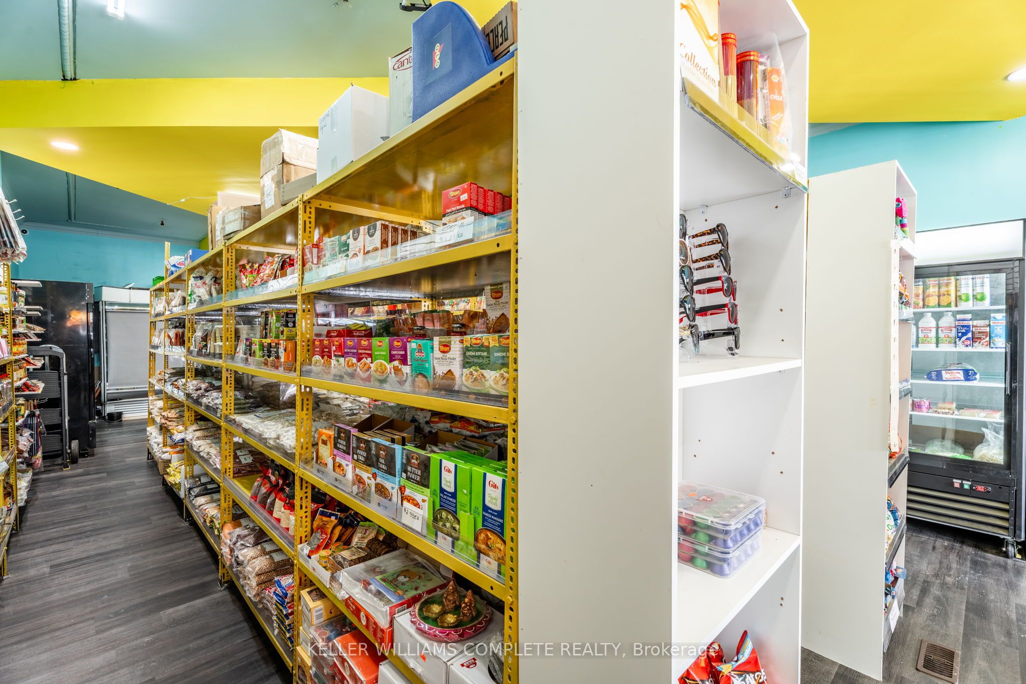 519 King Street Property Photo 14