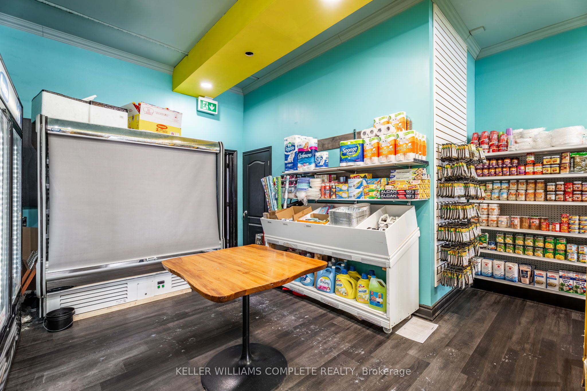 519 King Street Property Photo 19