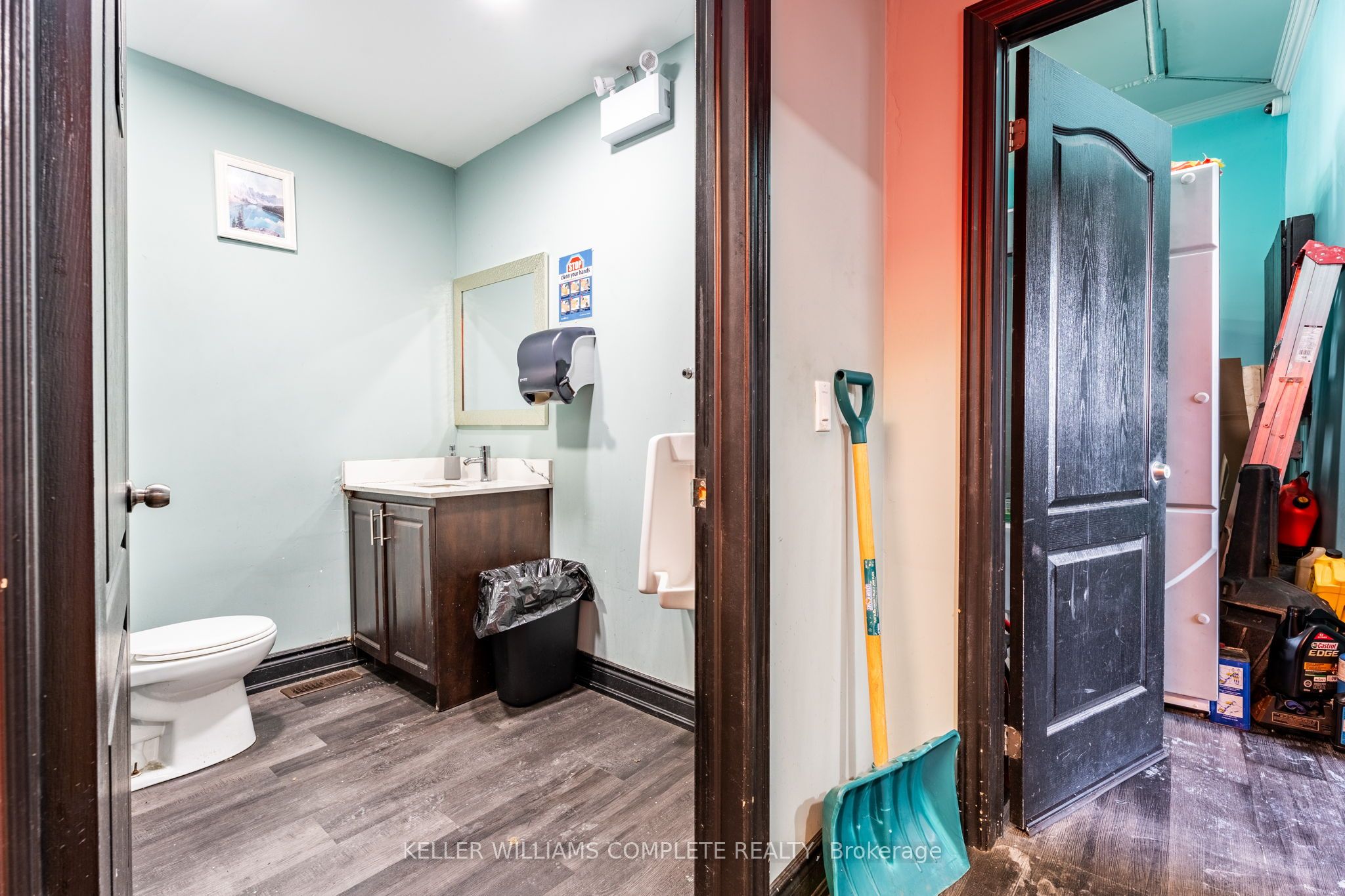 519 King Street Property Photo 24