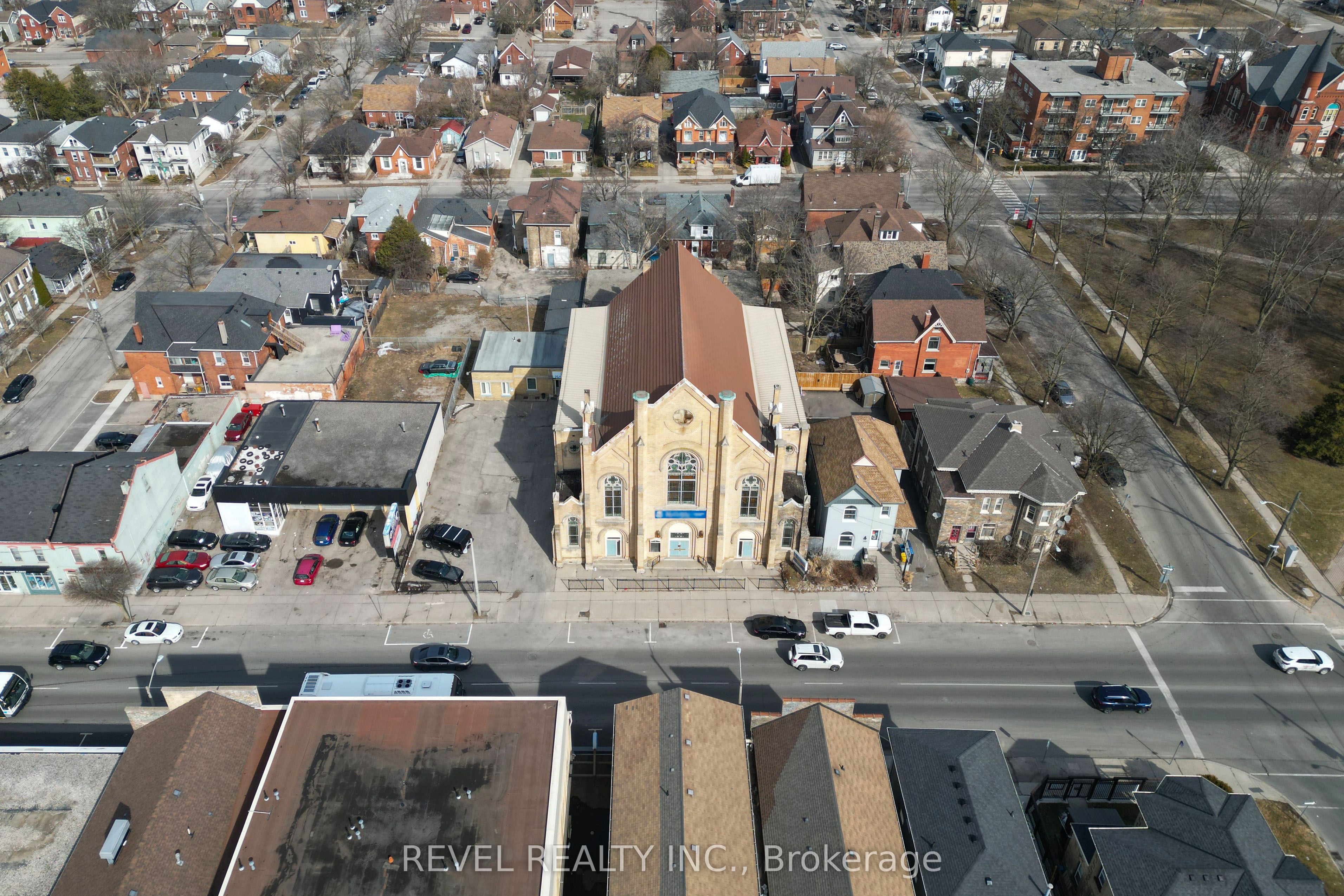 360 Colborne Street Property Photo 1