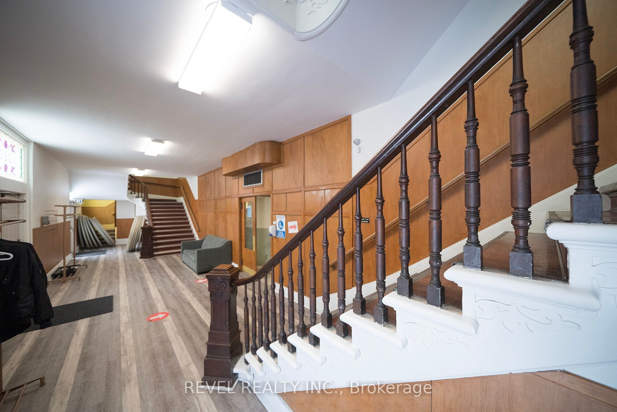 360 Colborne Street Property Photo 18