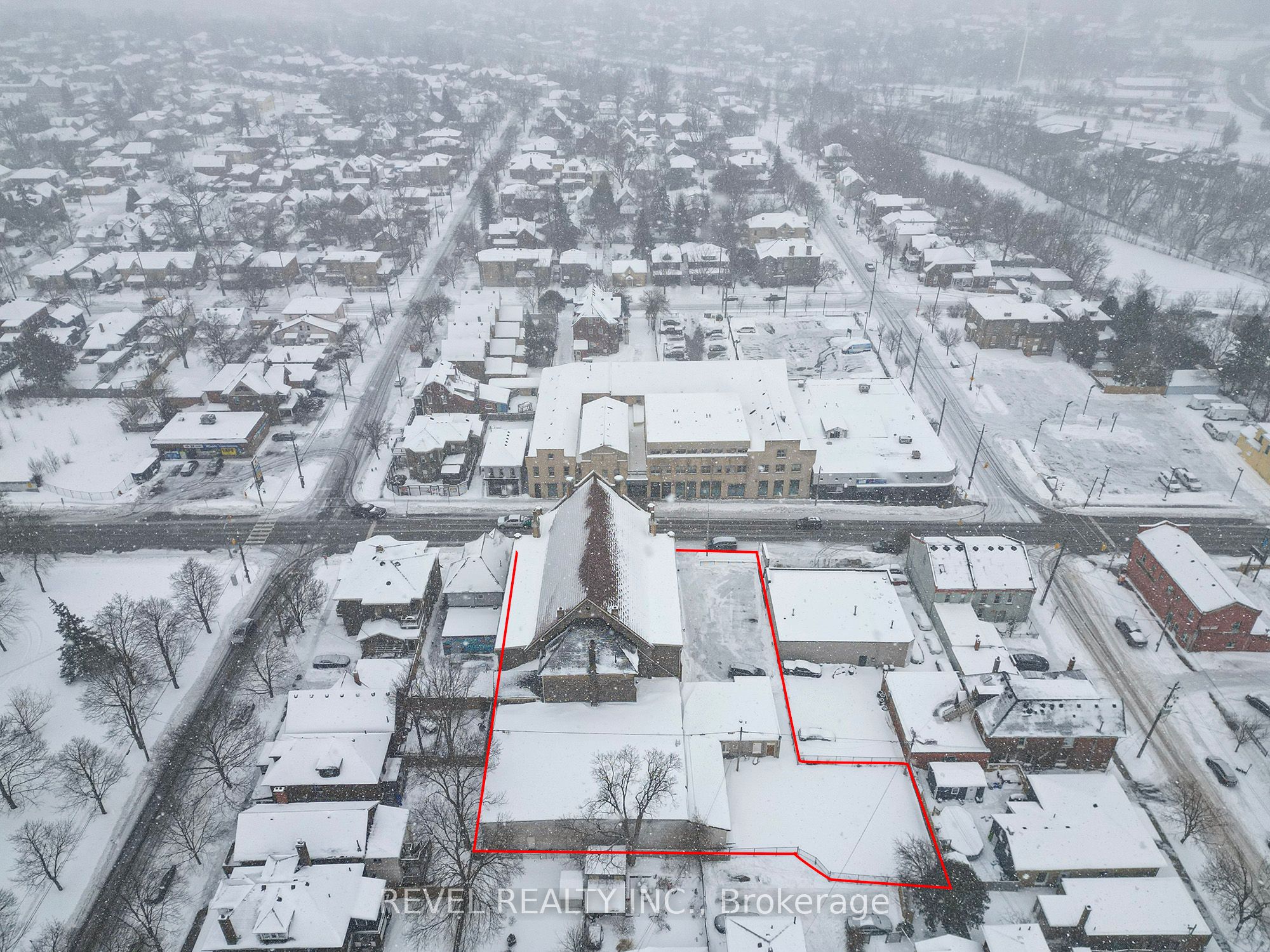 360 Colborne Street Property Photo 30