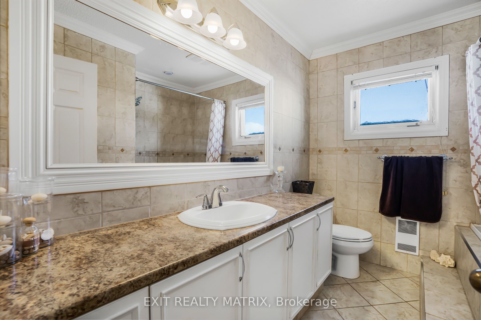 1313 Aberdeen Street Property Photo 23